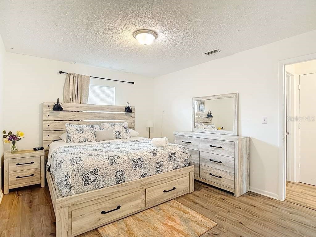 2520 W Saint John Street Tampa FL 33607 TB8453092 image15