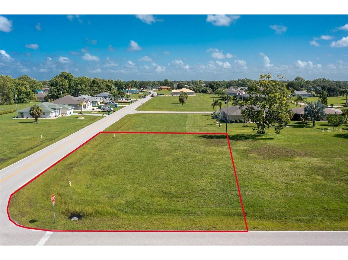 25200 Doredo Drive Punta Gorda FL 33955 C7462582 image1