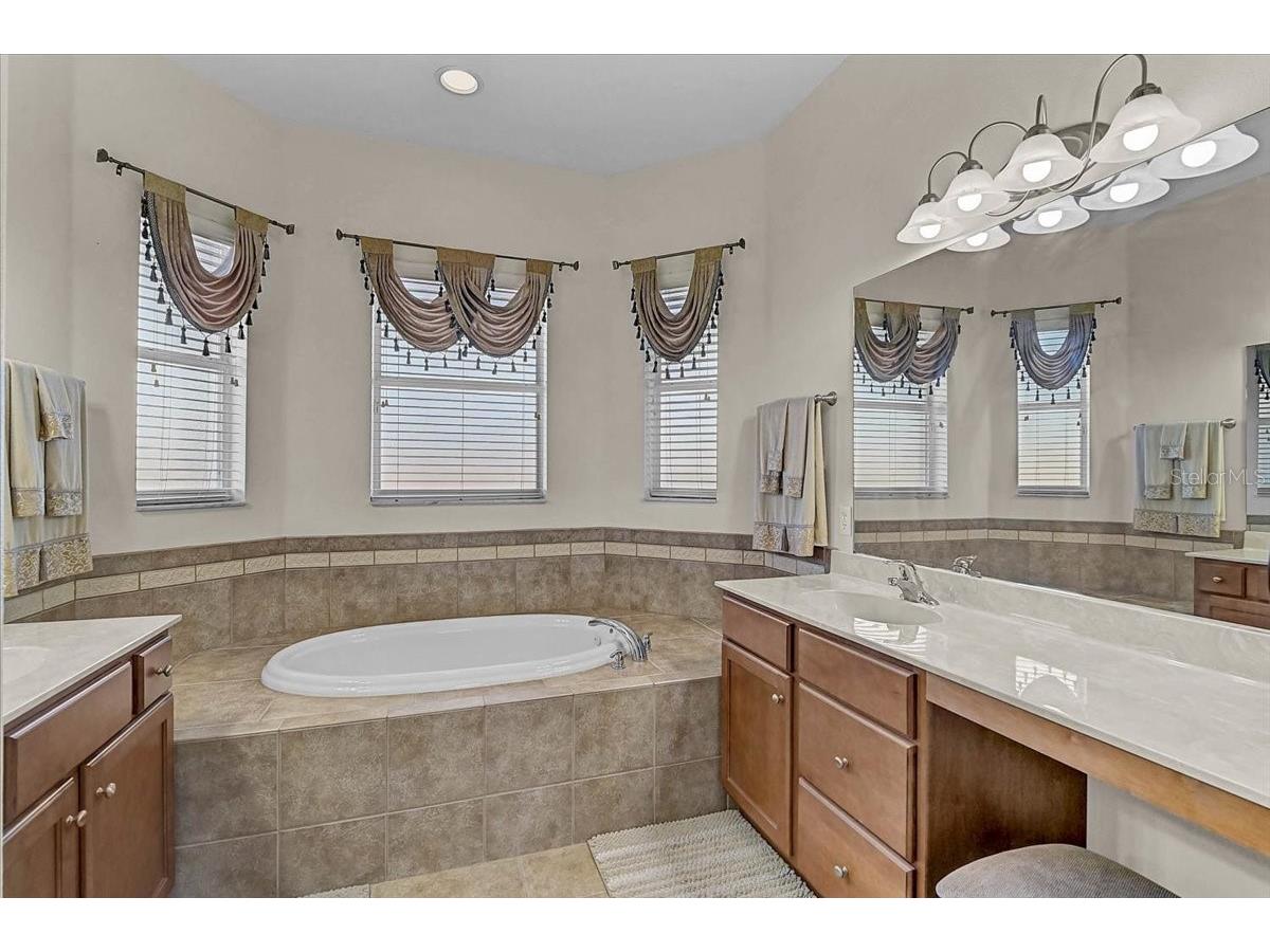 25202 E 61st Avenue Myakka City FL 34251 A4679172 image10