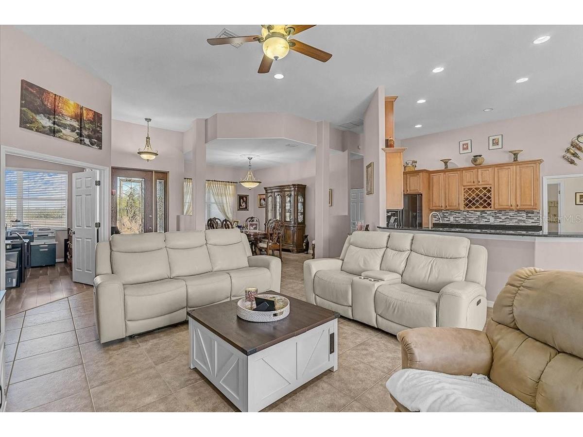 25202 E 61st Avenue Myakka City FL 34251 A4679172 image3