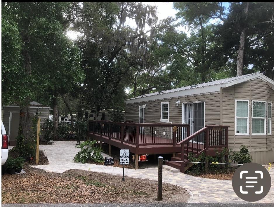 25203 NE 141st Lane #254 Salt Springs FL 32134 - LITTLE LAKE KERR OM720875 image1