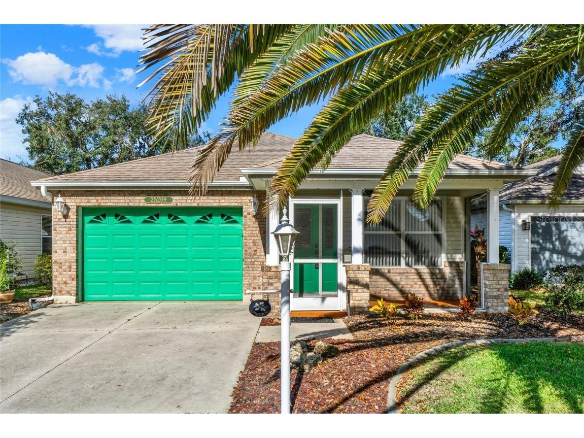 25209 Cranes Roost Circle Leesburg FL 34748 G5088961 image1