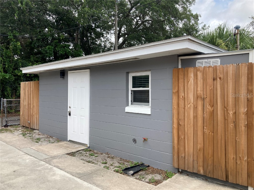 2521 1/2 14th Avenue S Saint Petersburg FL 33712 U8204351 image1