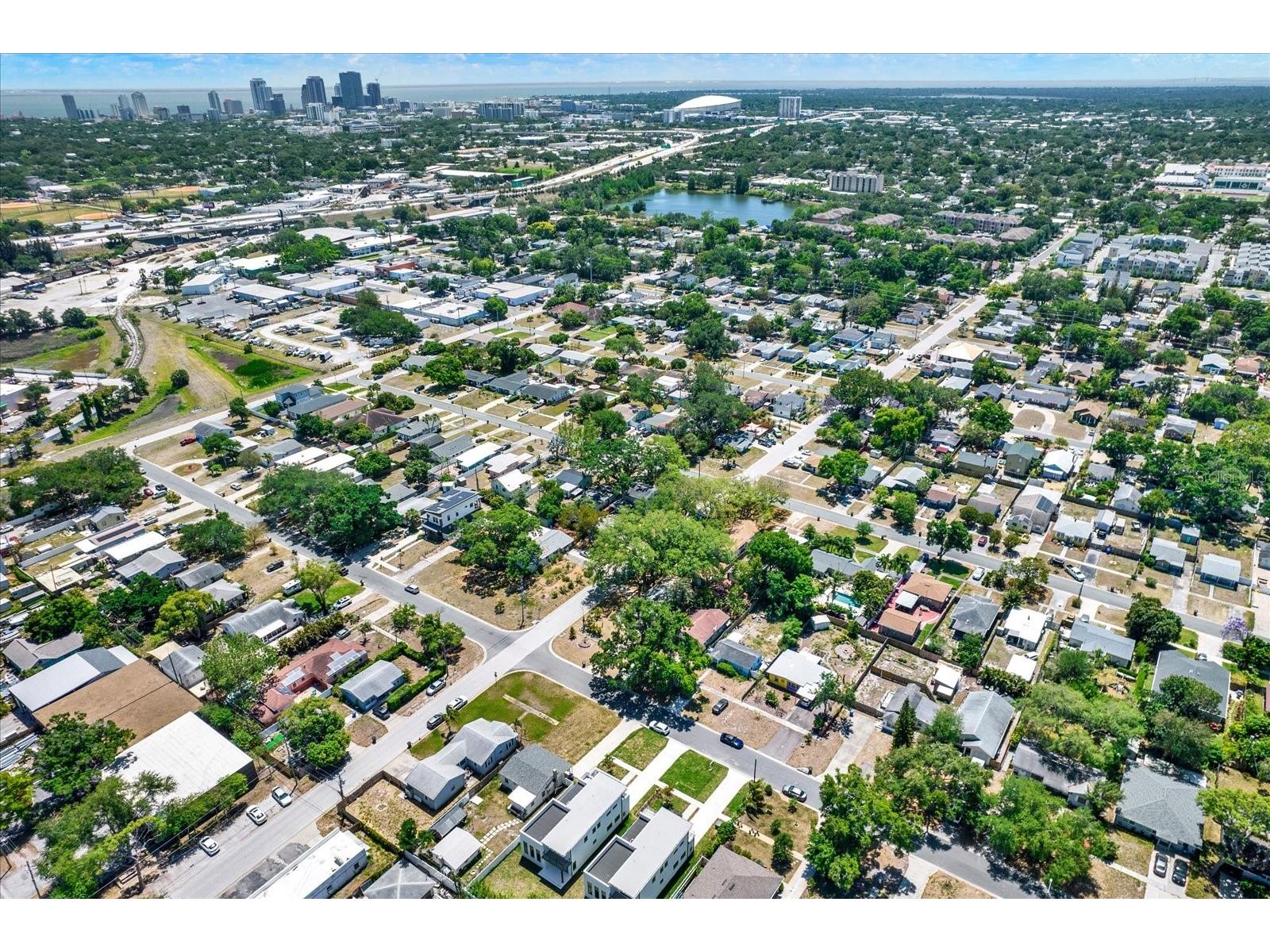 2521 18th Avenue N Saint Petersburg FL 33713 TB8500909 image15