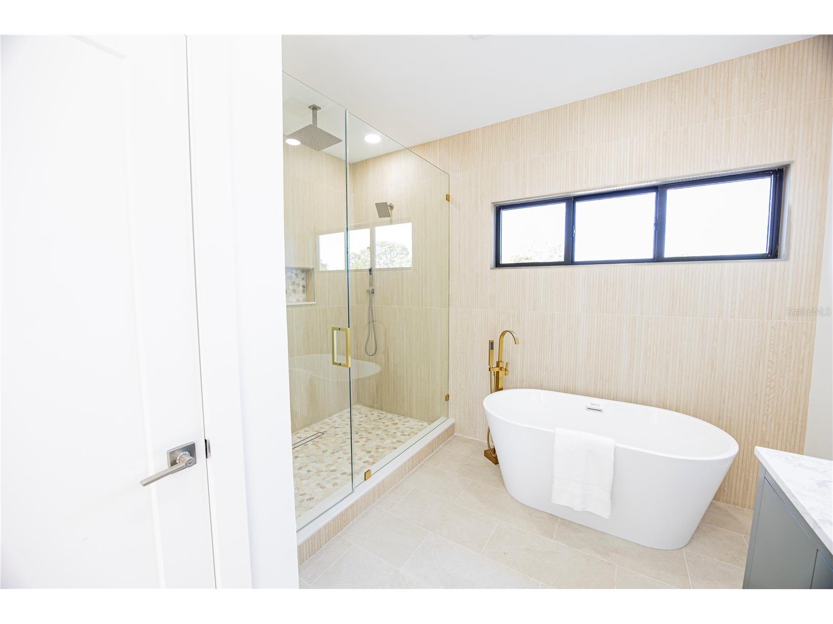 2521 18th Avenue N Saint Petersburg FL 33713 TB8500909 image24