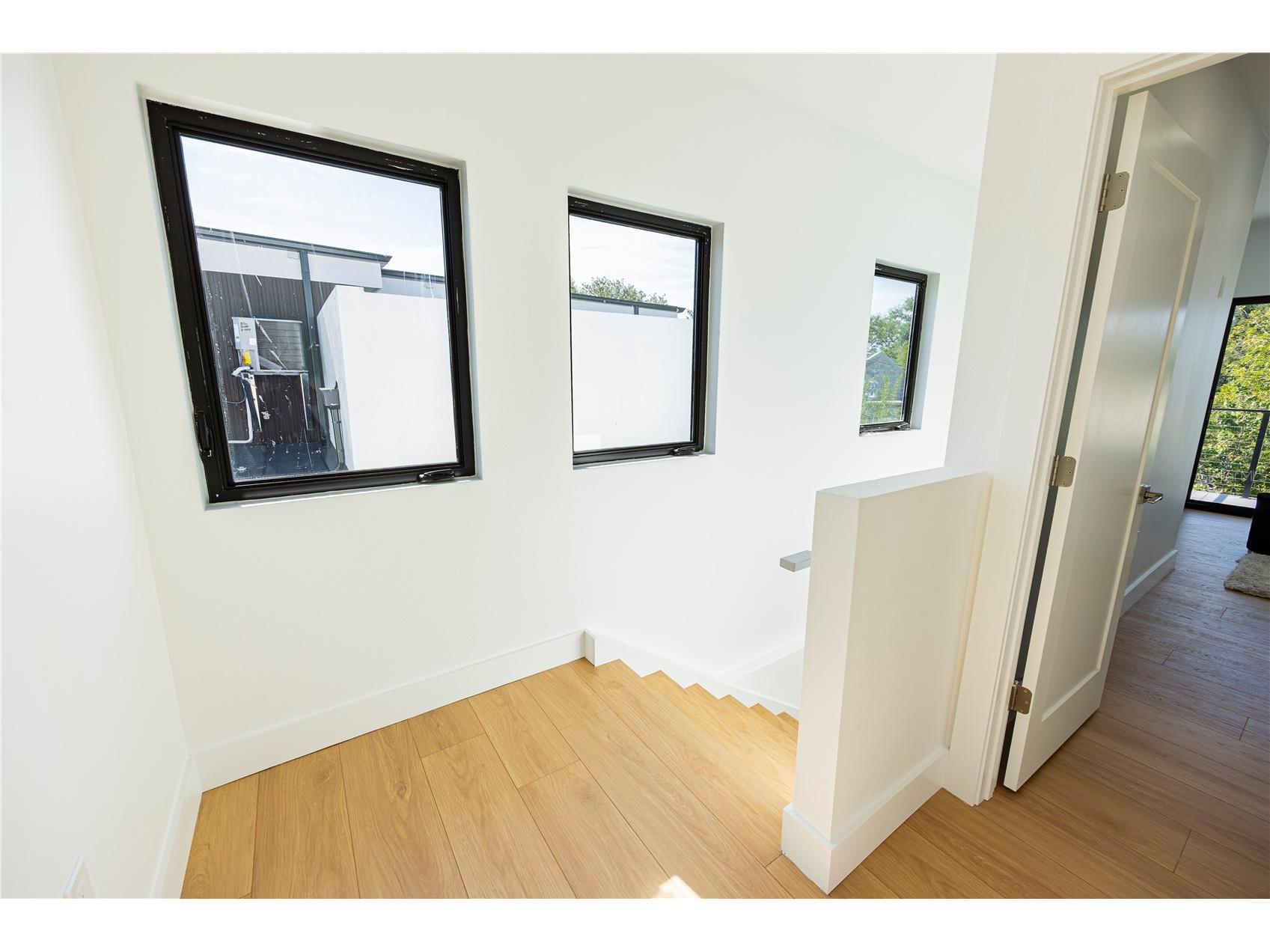 2521 18th Avenue N Saint Petersburg FL 33713 TB8500909 image34