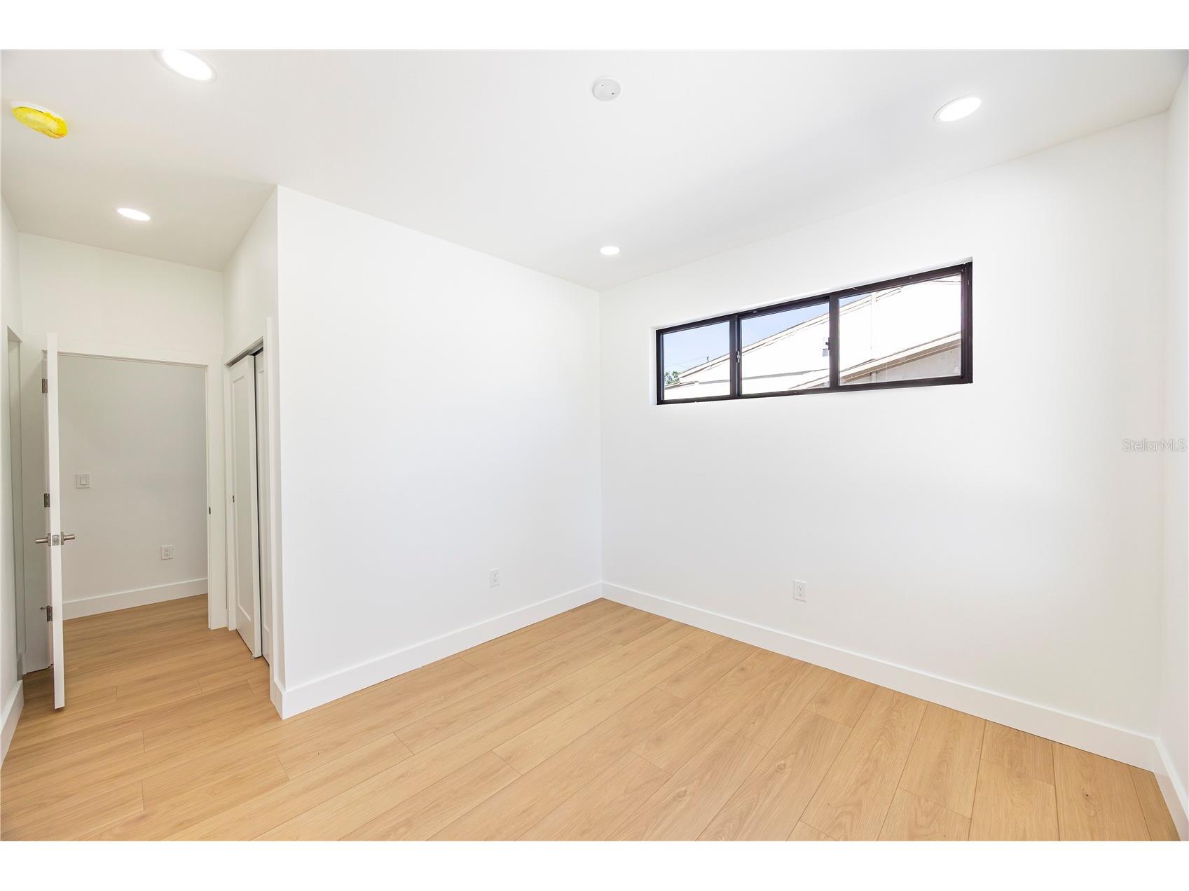 2521 18th Avenue N Saint Petersburg FL 33713 TB8500909 image61