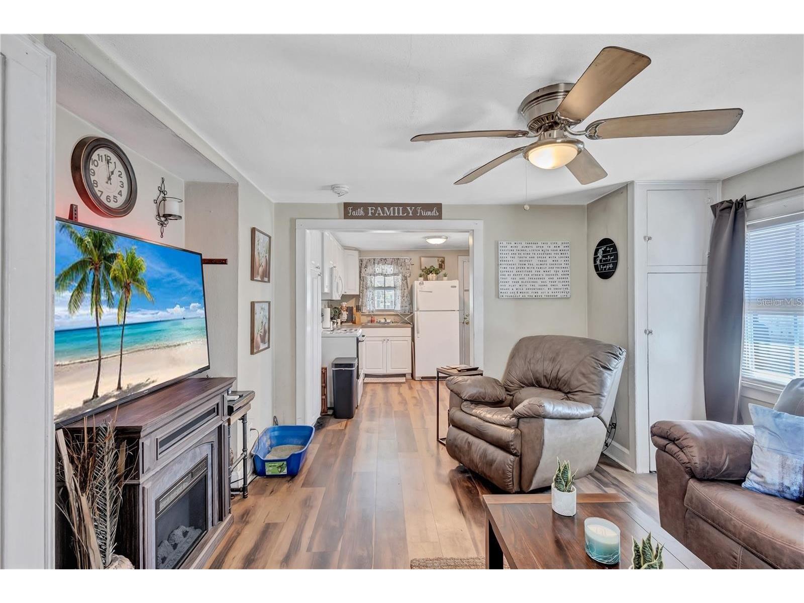 2521 4th Street S Saint Petersburg FL 33705 TB8512655 image13