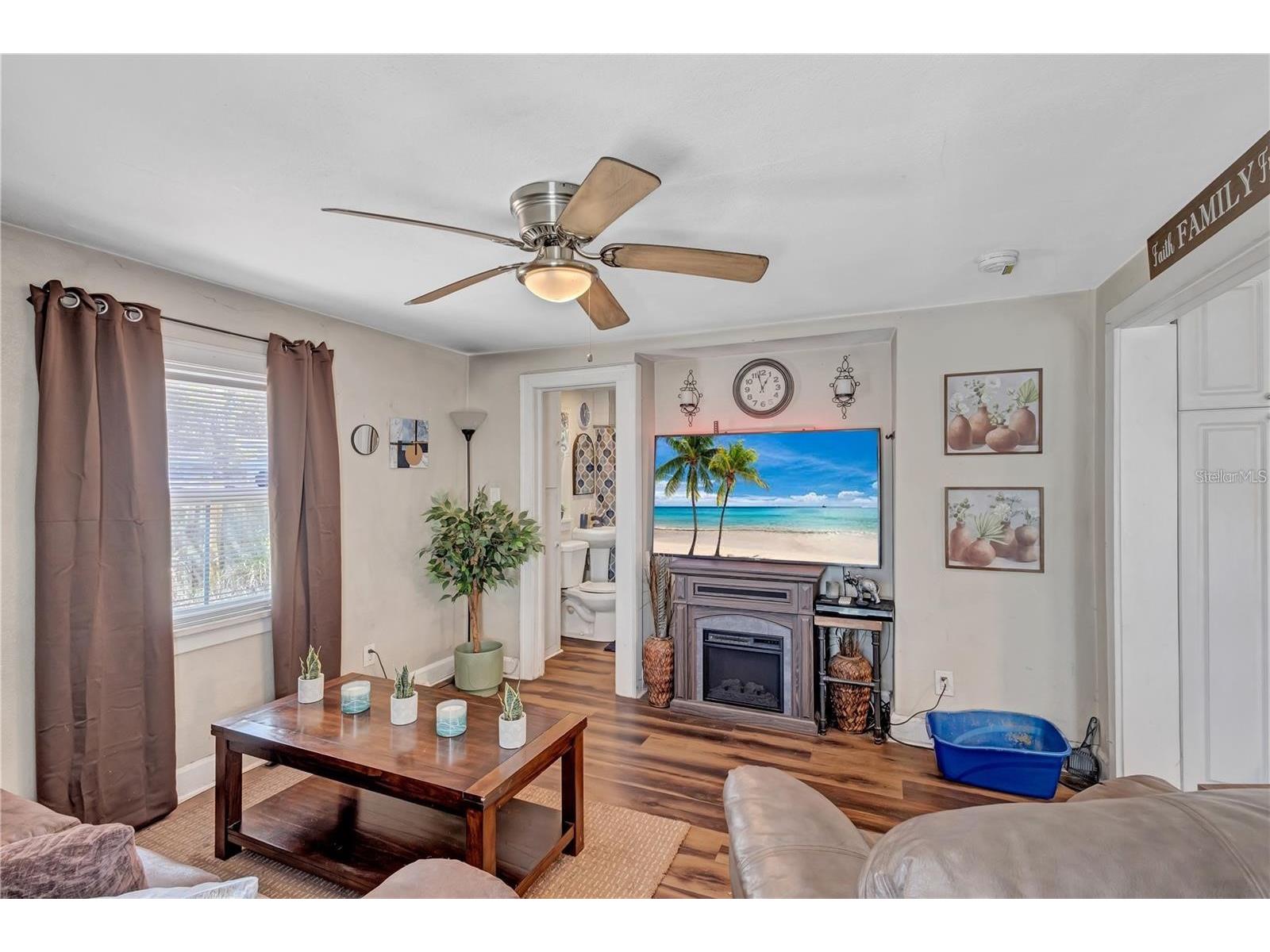 2521 4th Street S Saint Petersburg FL 33705 TB8514346 image10