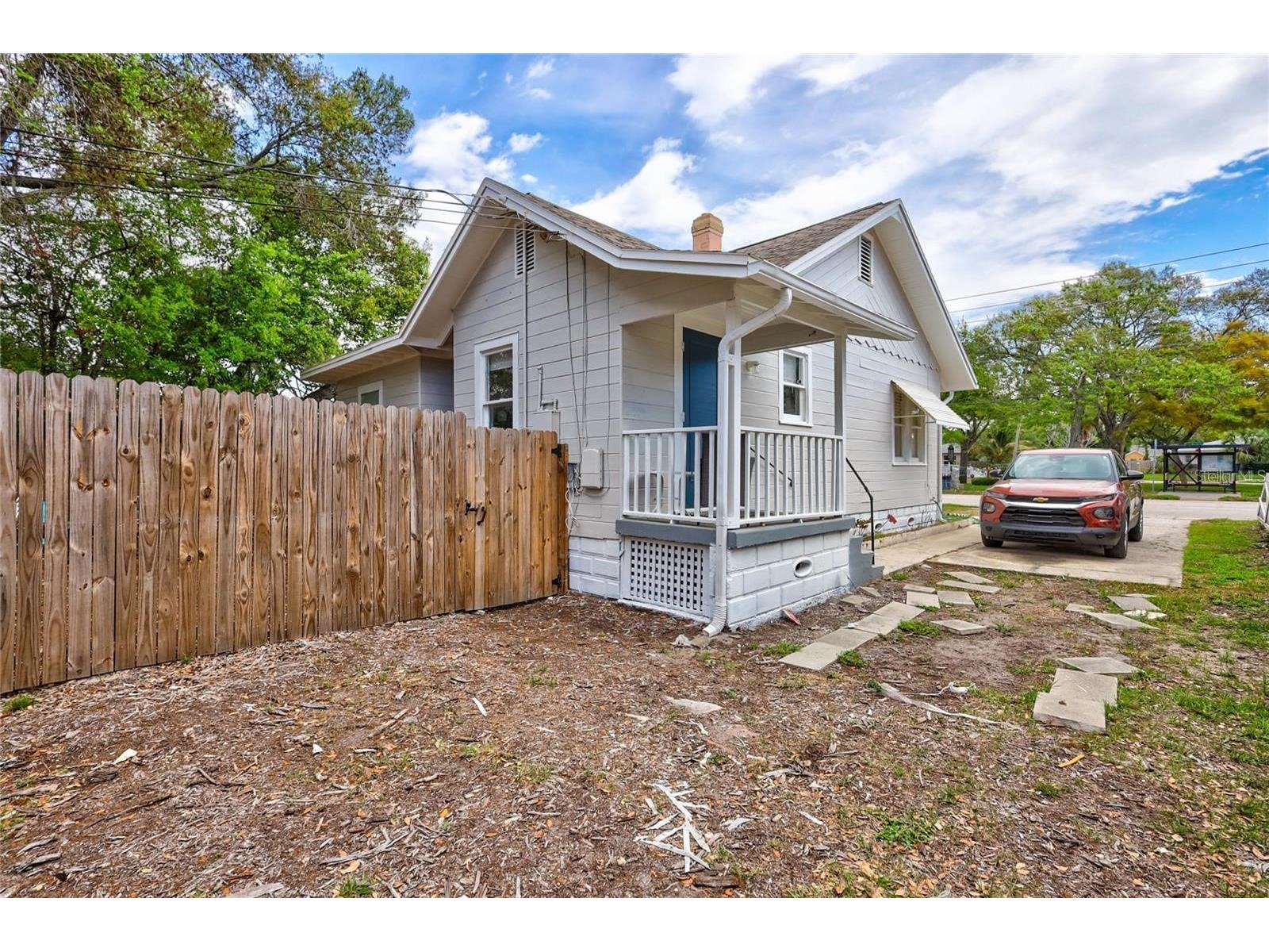 2521 4th Street S Saint Petersburg FL 33705 TB8514346 image25