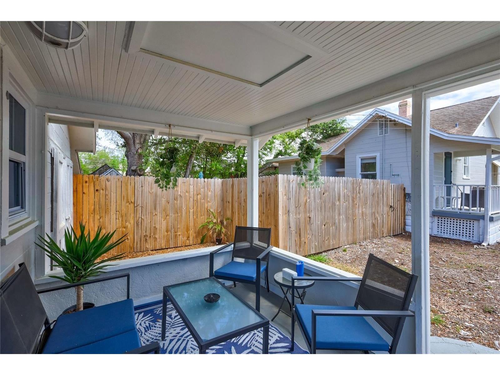 2521 4th Street S Saint Petersburg FL 33705 TB8514346 image36