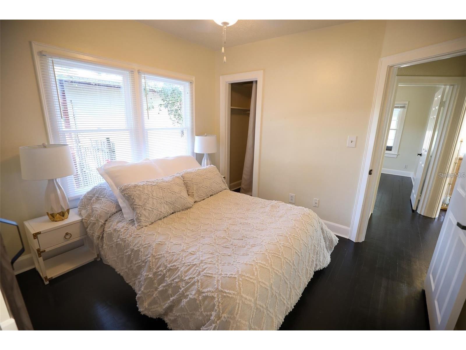 2521 4th Street S Saint Petersburg FL 33705 TB8515418 image11