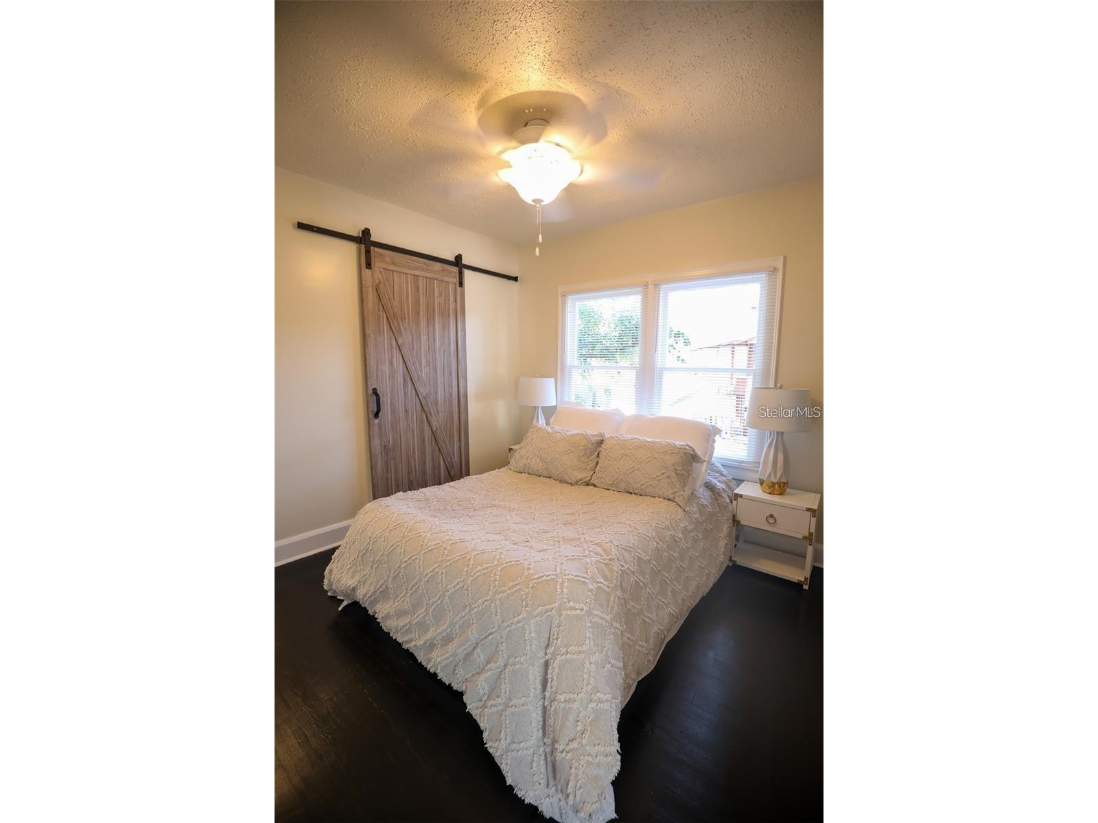 2521 4th Street S Saint Petersburg FL 33705 TB8515418 image12
