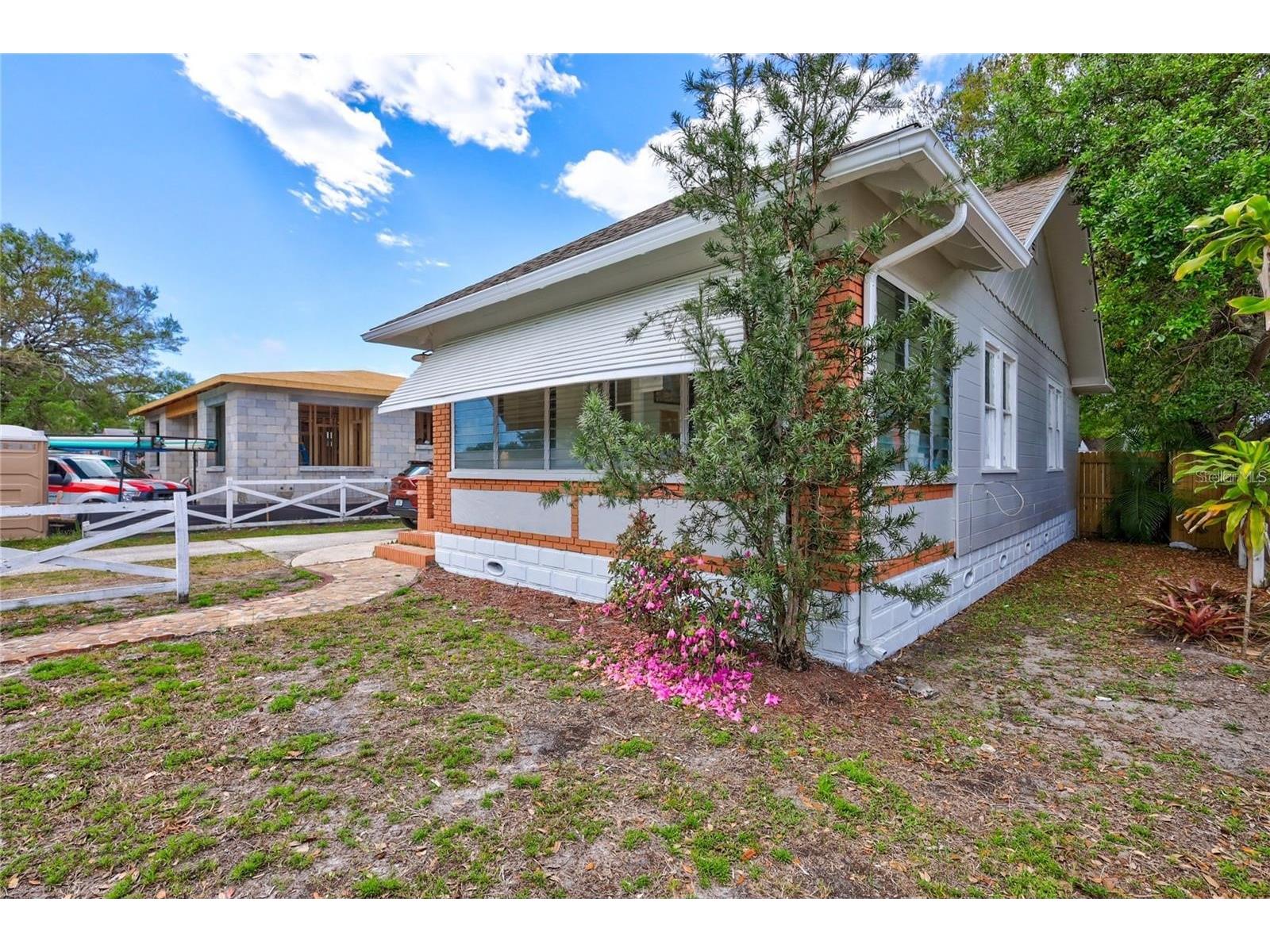 2521 4th Street S Saint Petersburg FL 33705 TB8515418 image2