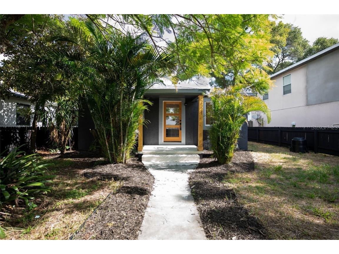 2521 9th Avenue N Saint Petersburg FL 33713 O6132329 image1
