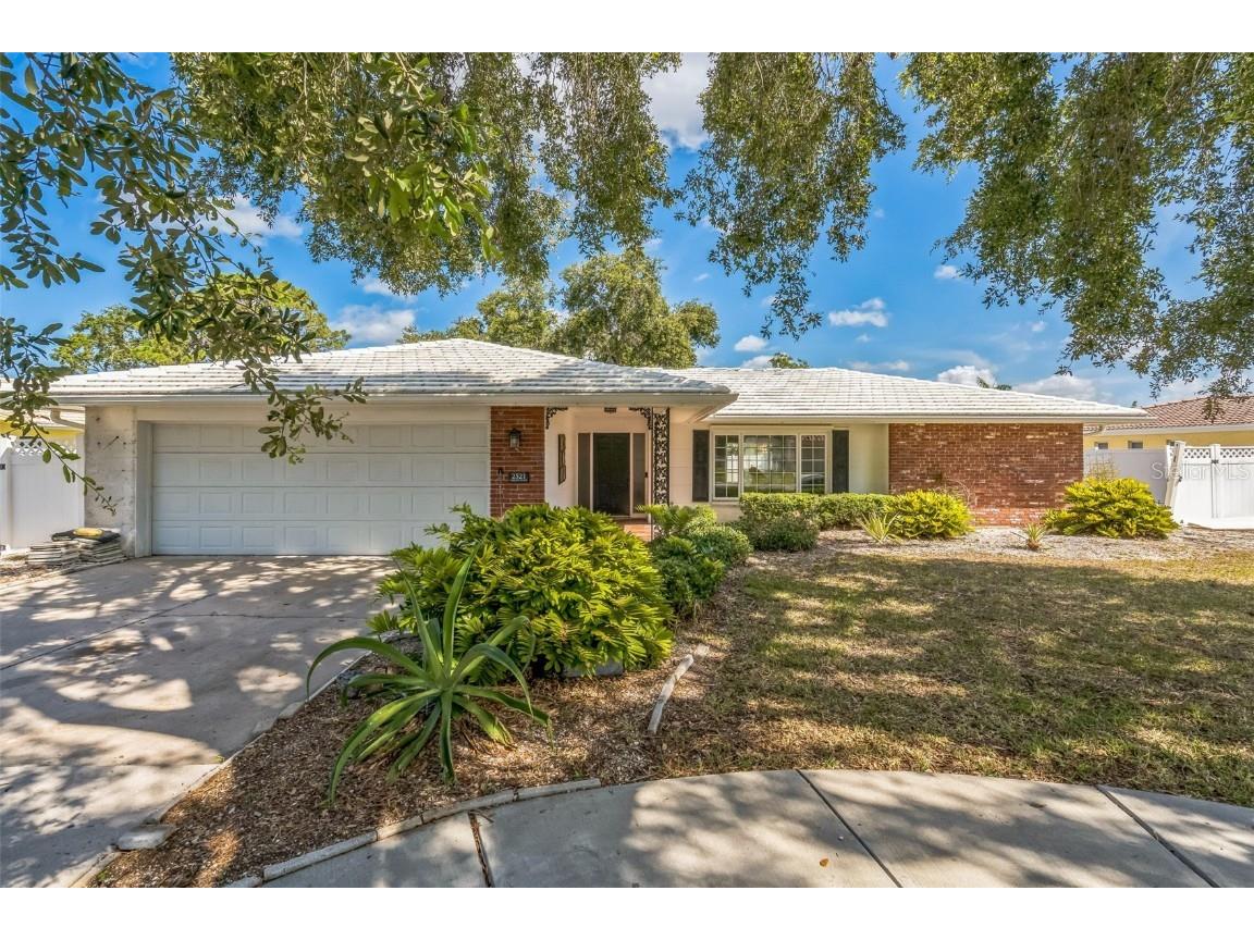2521 Carlisle Place Sarasota FL 34231 O6316573 image1