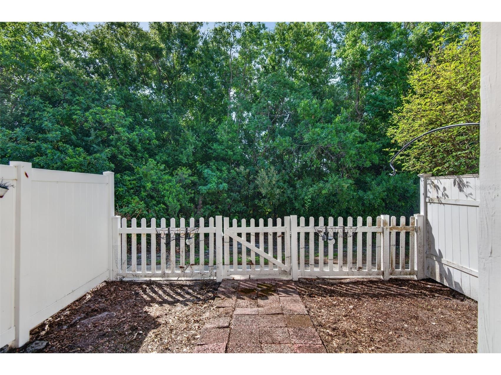 2521 Cedar Cypress Court #101 Tampa FL 33618 TB8510427 image24
