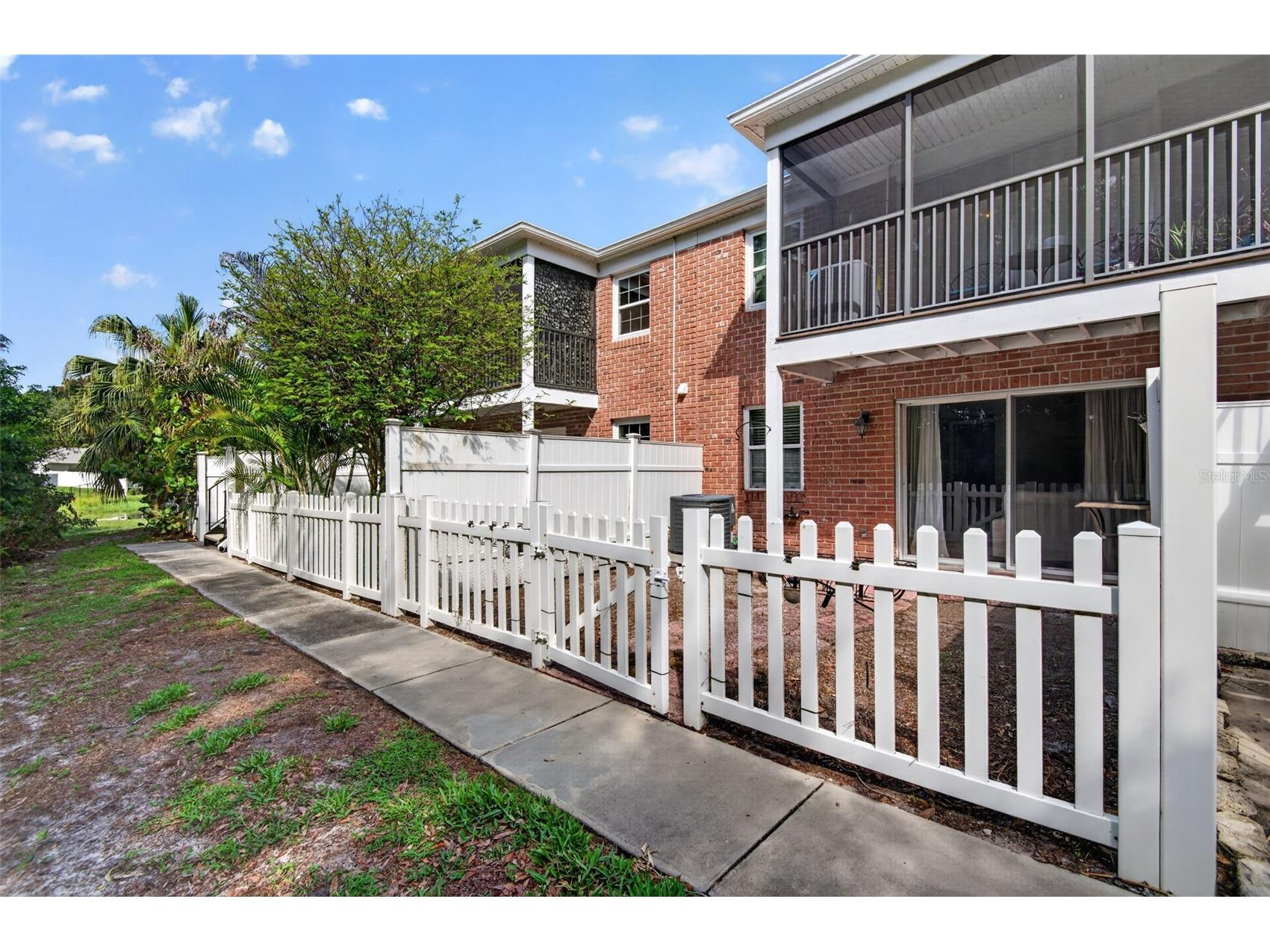 2521 Cedar Cypress Court #101 Tampa FL 33618 TB8510427 image27