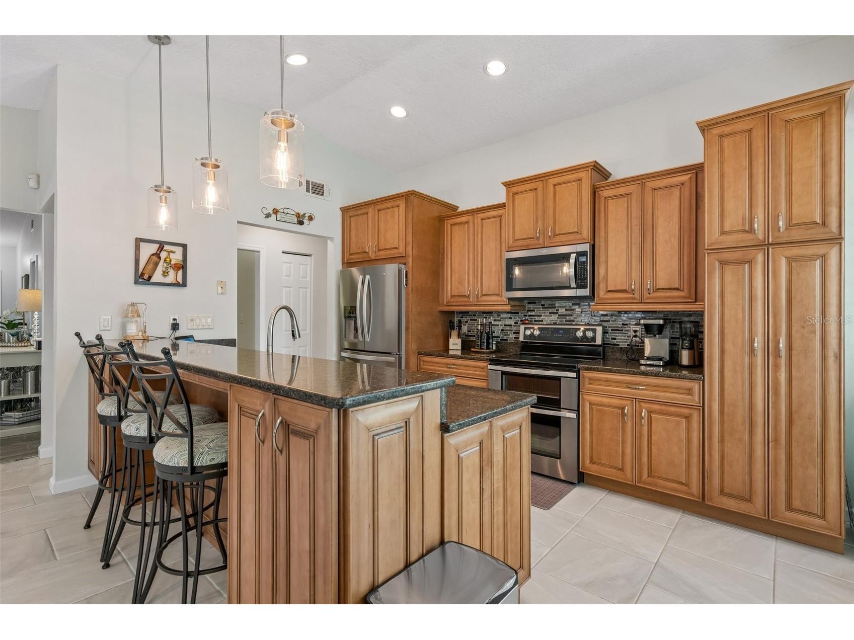 2521 Gulfbreeze Circle Palm Harbor FL 34683 TB8520362 image11