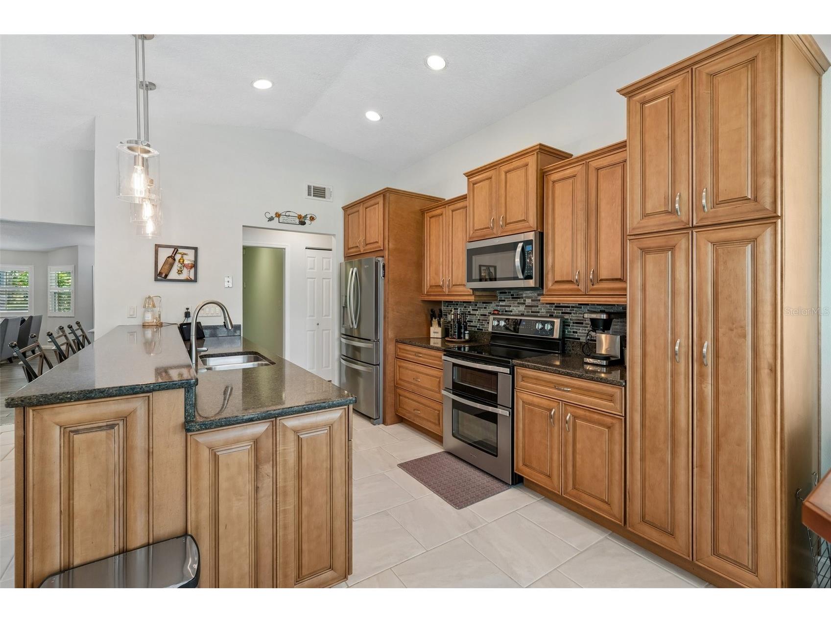 2521 Gulfbreeze Circle Palm Harbor FL 34683 TB8520362 image17