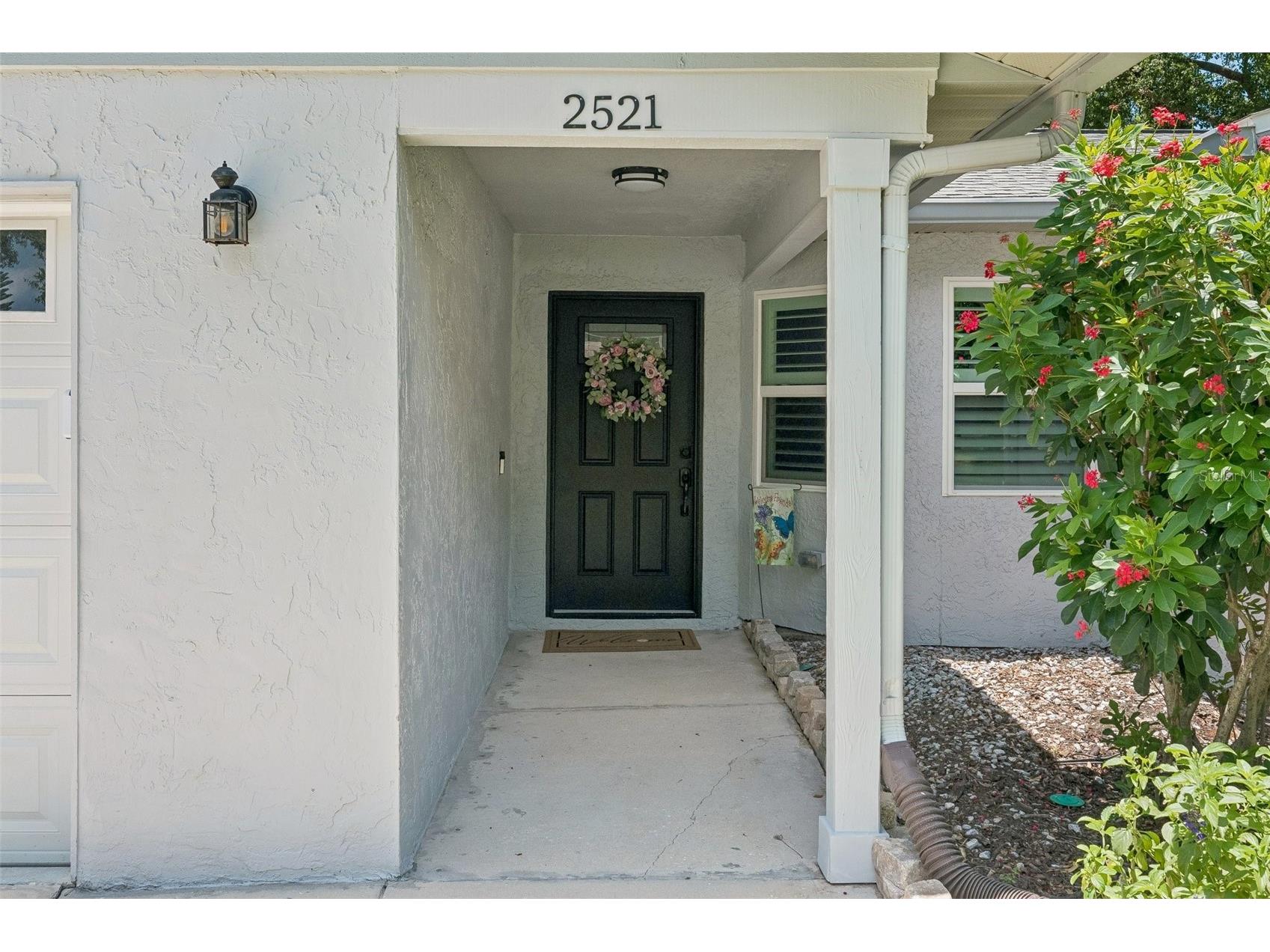 2521 Gulfbreeze Circle Palm Harbor FL 34683 TB8520362 image2