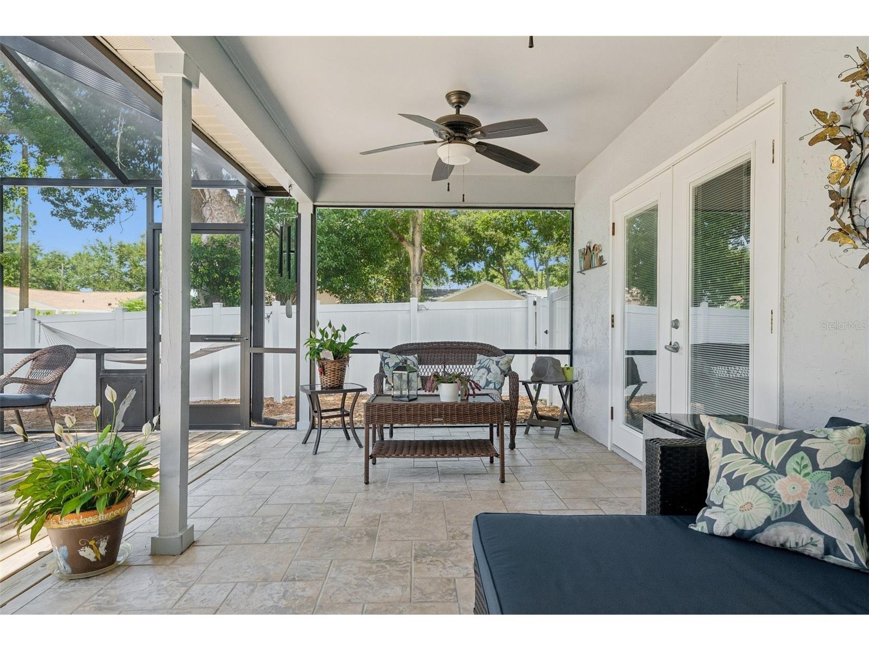 2521 Gulfbreeze Circle Palm Harbor FL 34683 TB8520362 image43