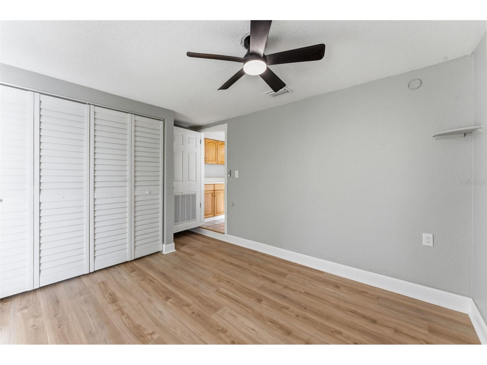 2521 Highland Acres Dr Clearwater FL 33761 TB8493726 image18