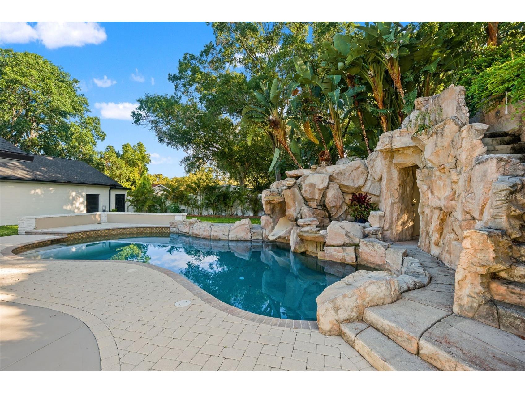 2521 Lake Ellen Drive Tampa FL 33618 TB8519750 image39