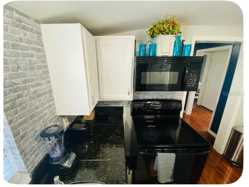 2521 Lorraine St Tampa FL 33614 TB8451361 image14