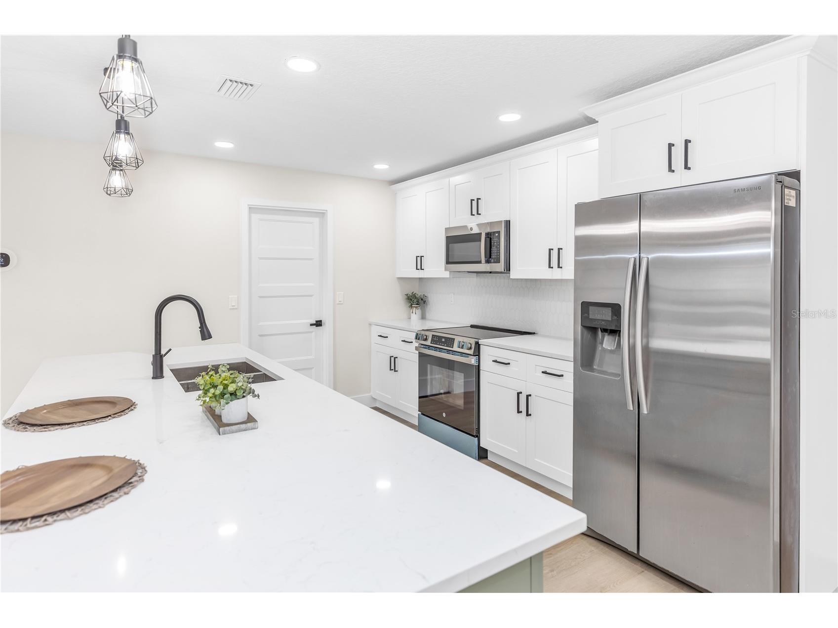 2521 Milton Avenue New Smyrna Beach FL 32168 G5111577 image10