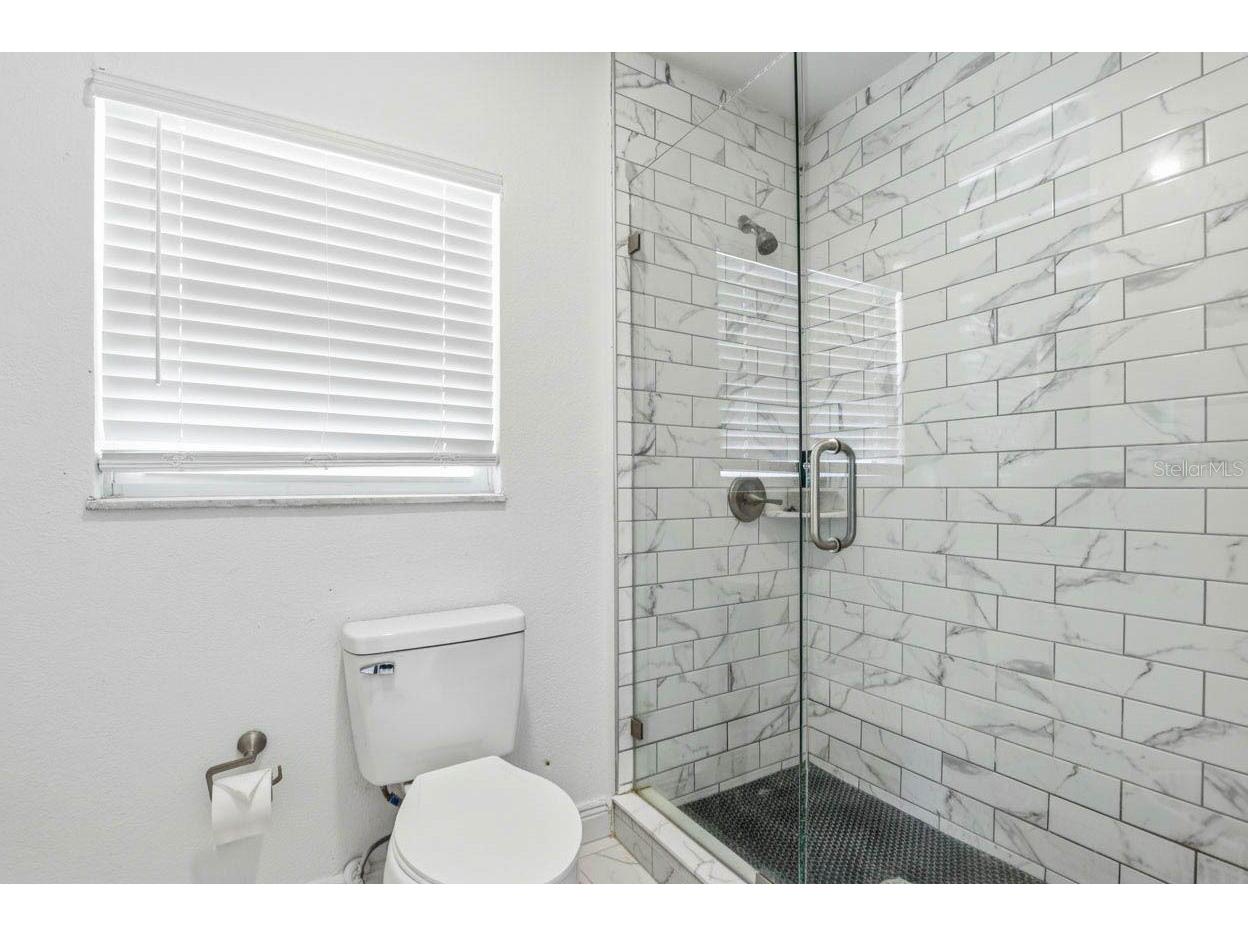 2521 W Crest Avenue Tampa FL 33614 TB8479607 image16