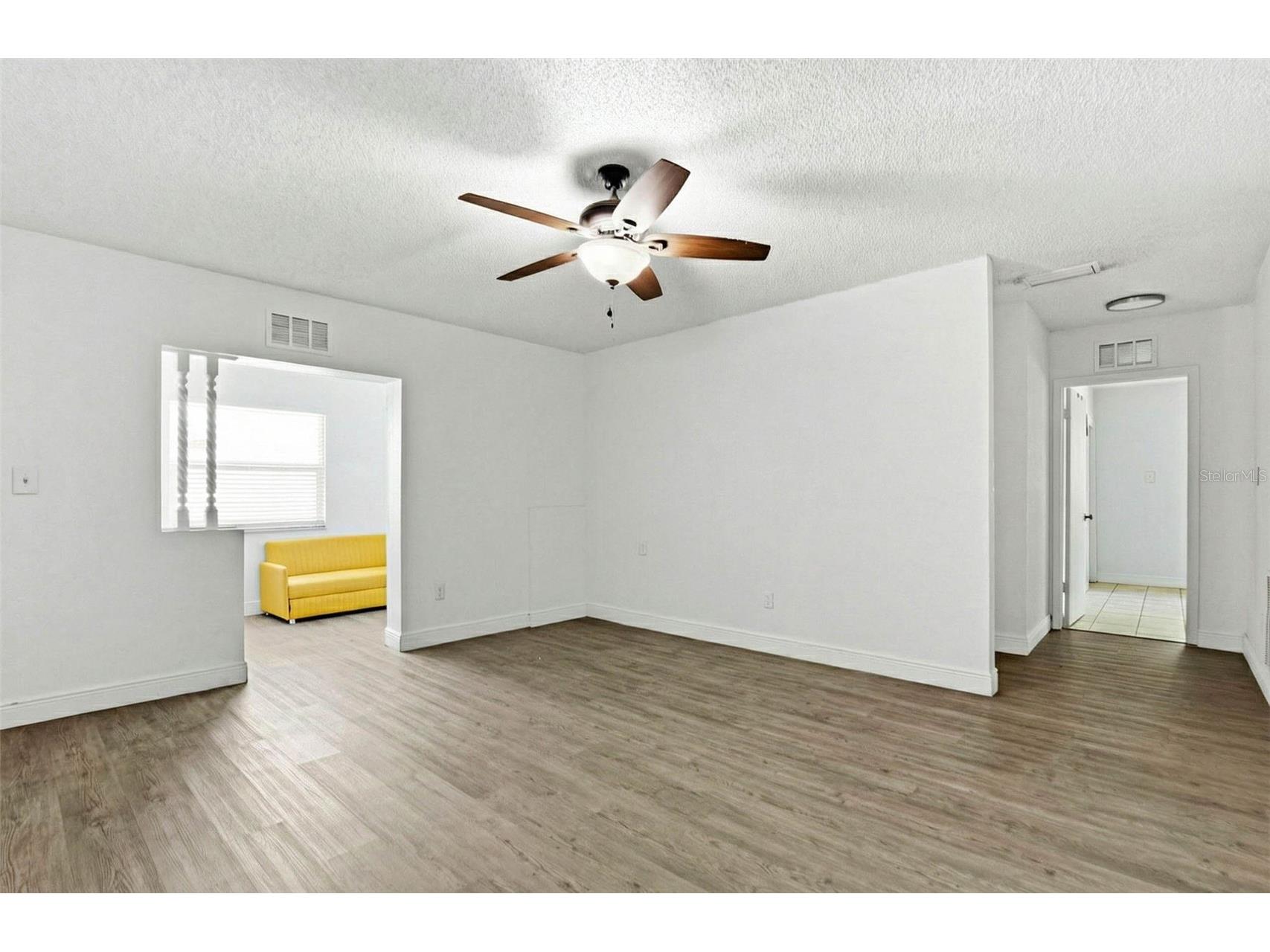 2521 W Crest Avenue Tampa FL 33614 TB8479607 image33