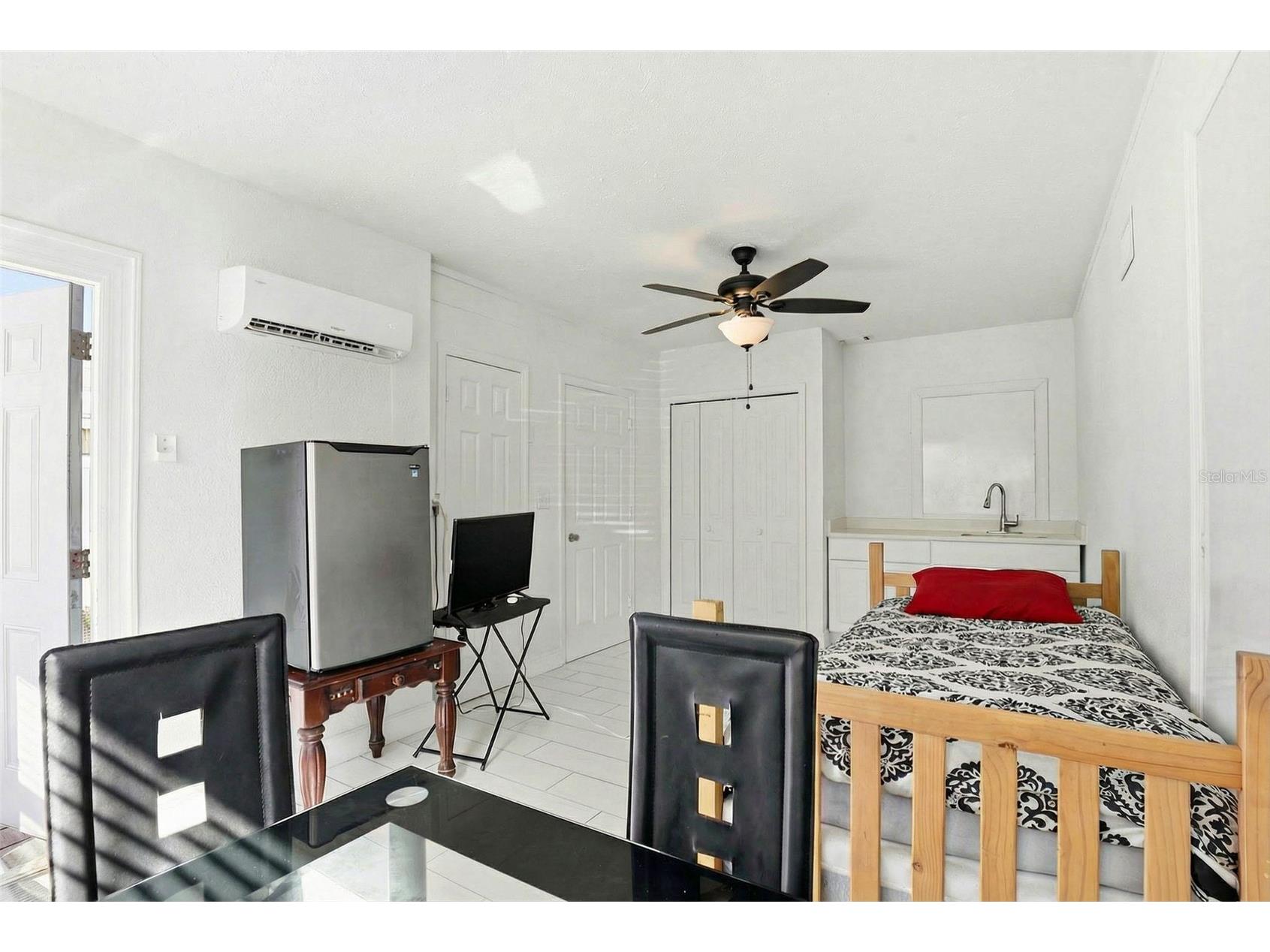 2521 W Crest Avenue Tampa FL 33614 TB8479607 image40