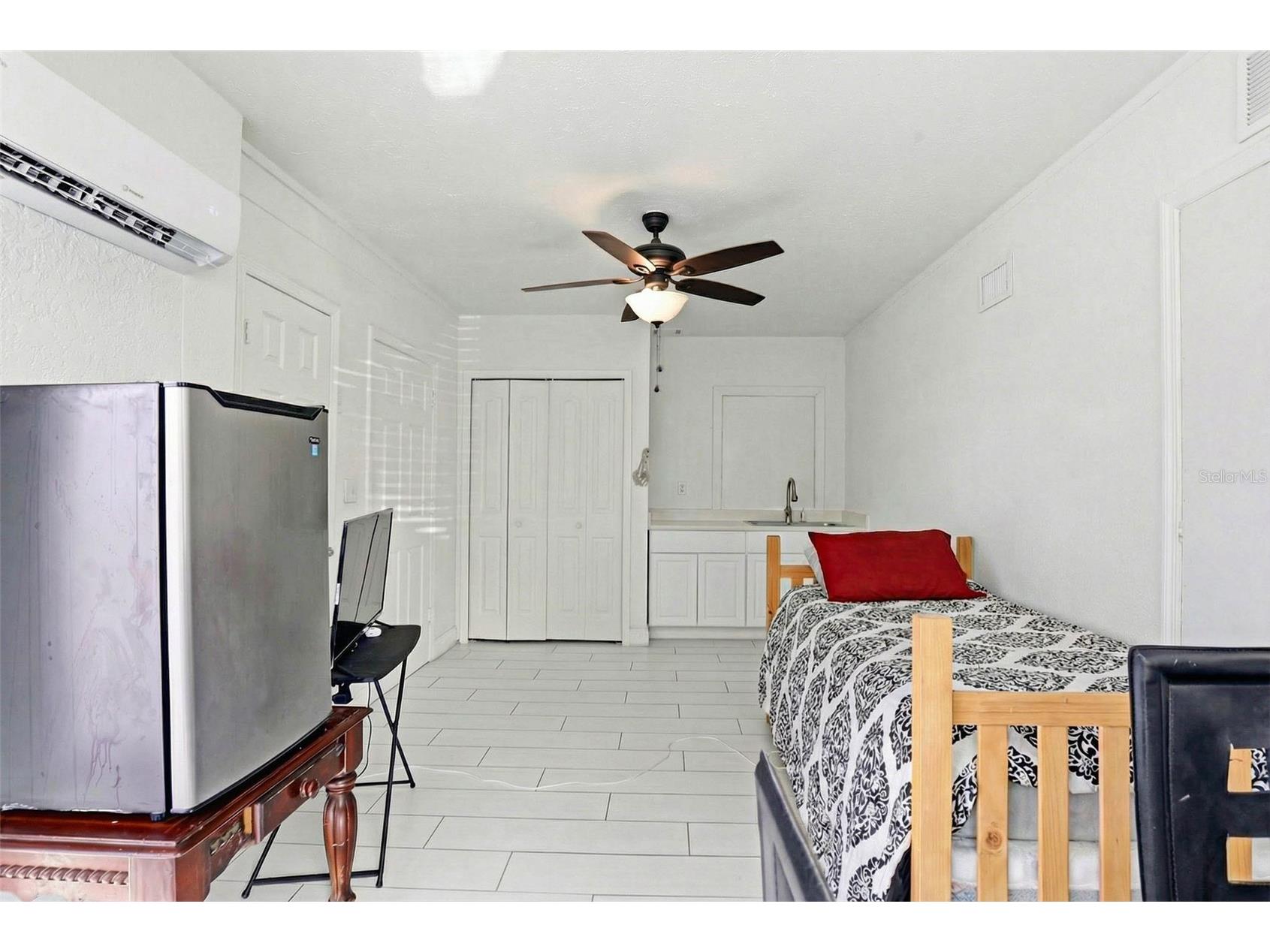 2521 W Crest Avenue Tampa FL 33614 TB8479607 image47
