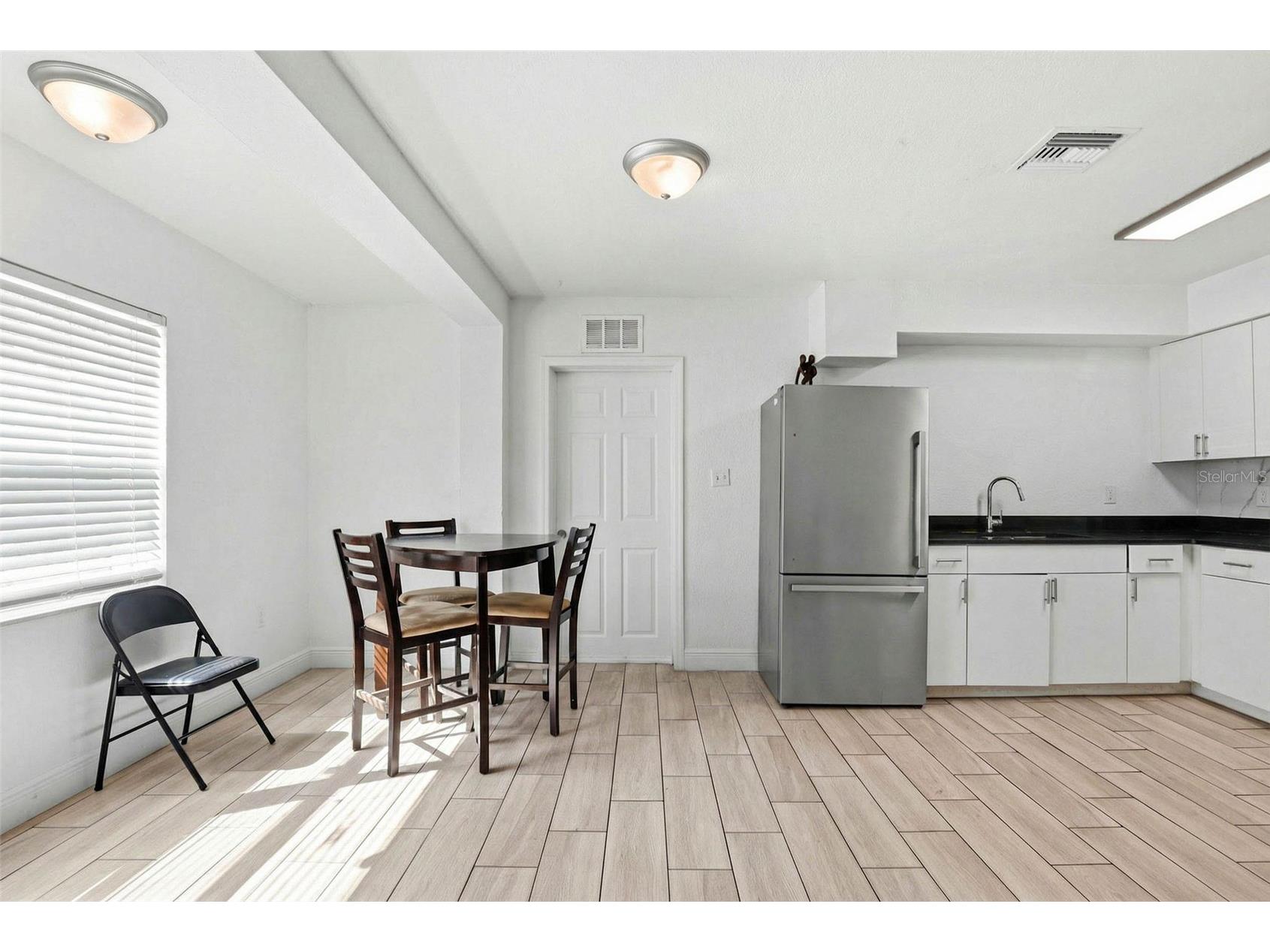 2521 W Crest Avenue Tampa FL 33614 TB8479607 image6