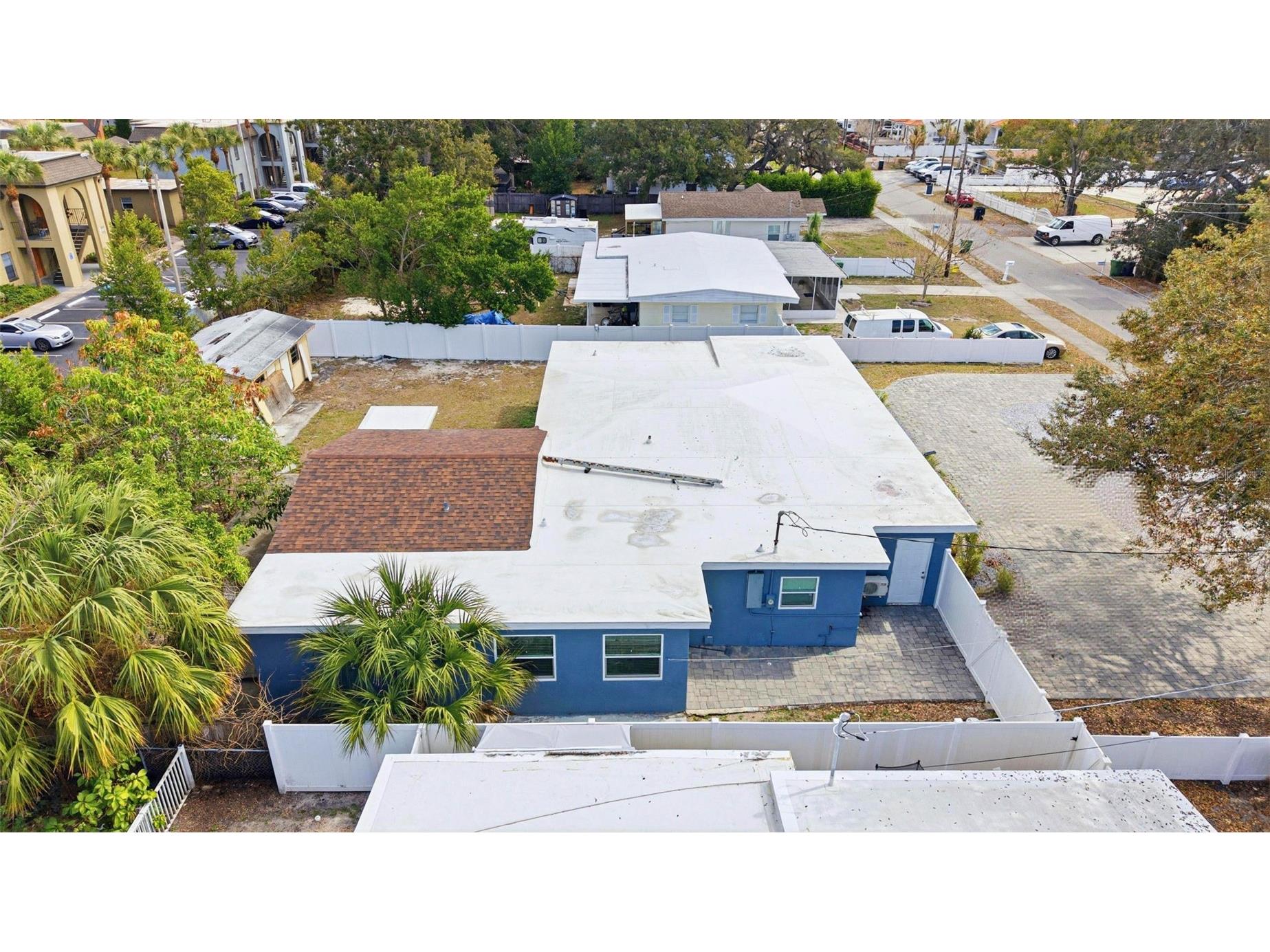 2521 W Crest Avenue Tampa FL 33614 TB8479607 image69