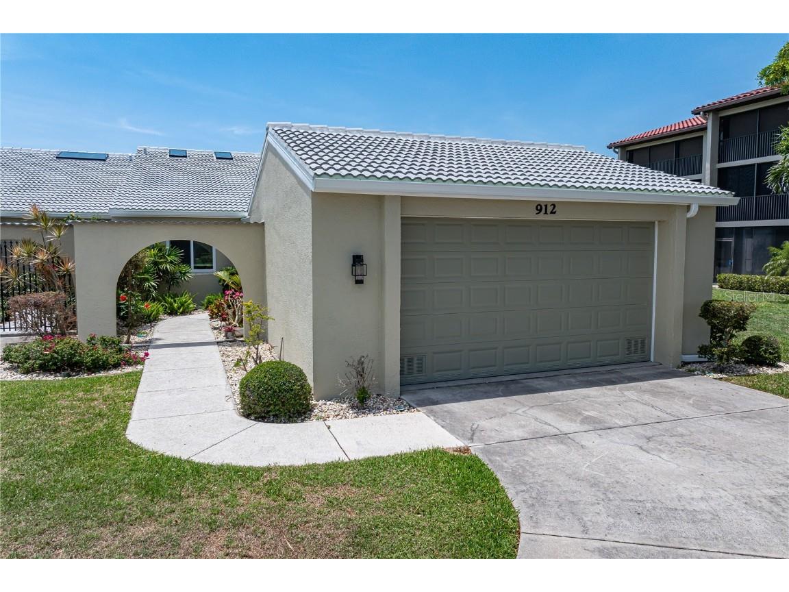 2521 W Marion Avenue #912 Punta Gorda FL 33950 - DRUM FISH BAYOU CANAL C7510193 image1