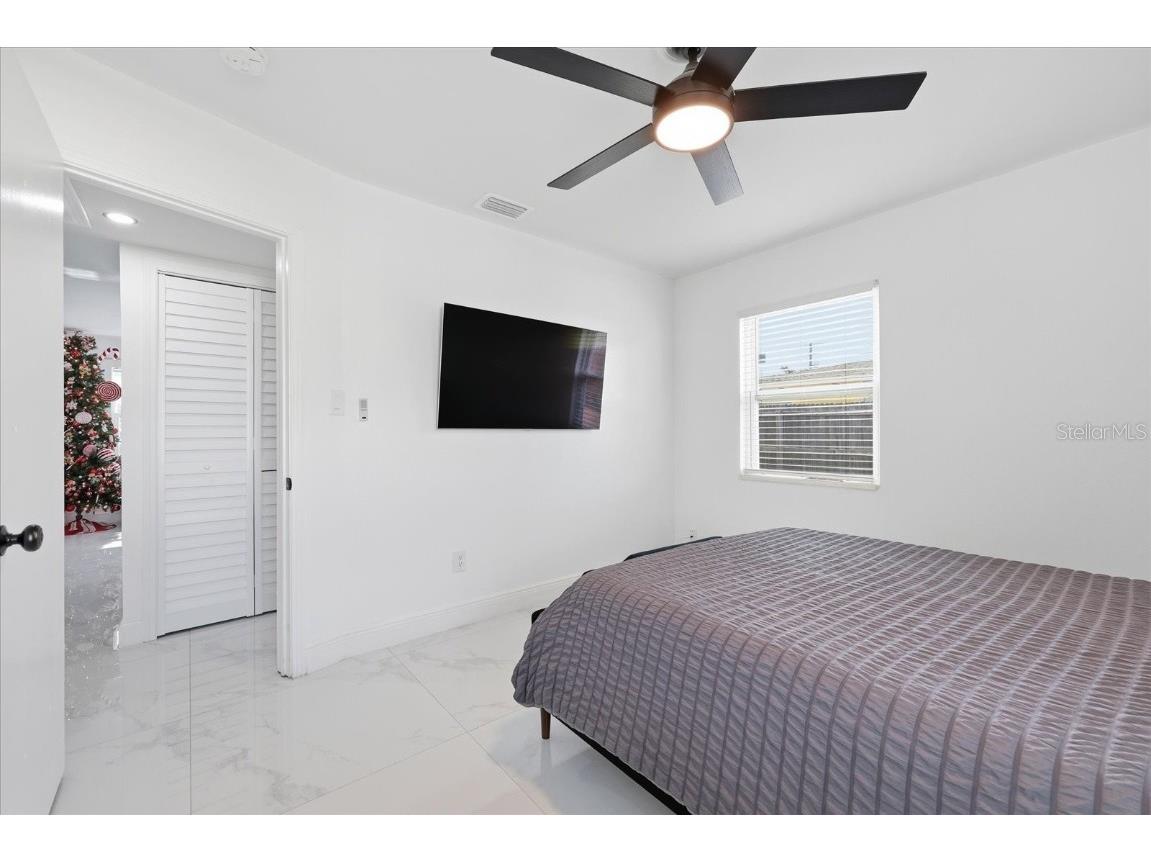 2521 W Minnehaha Street Tampa FL 33614 TB8454006 image19