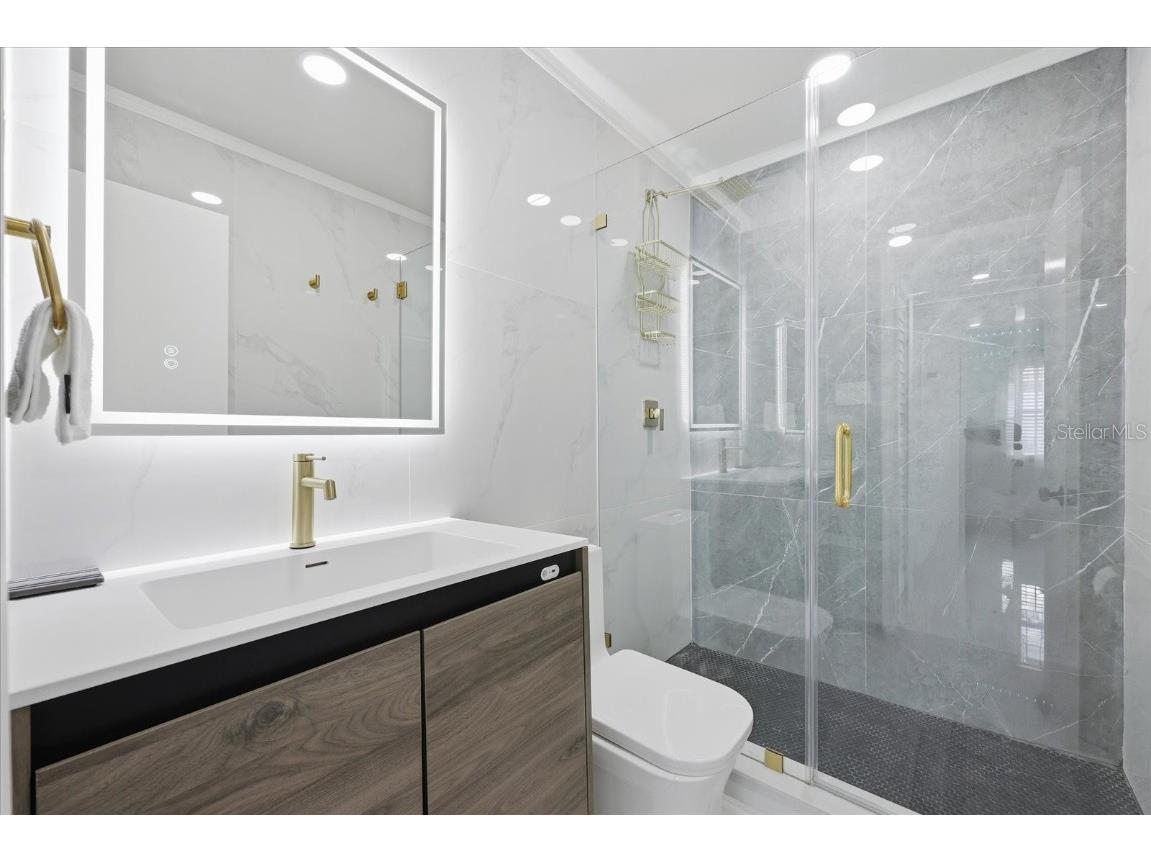 2521 W Minnehaha Street Tampa FL 33614 TB8454006 image20