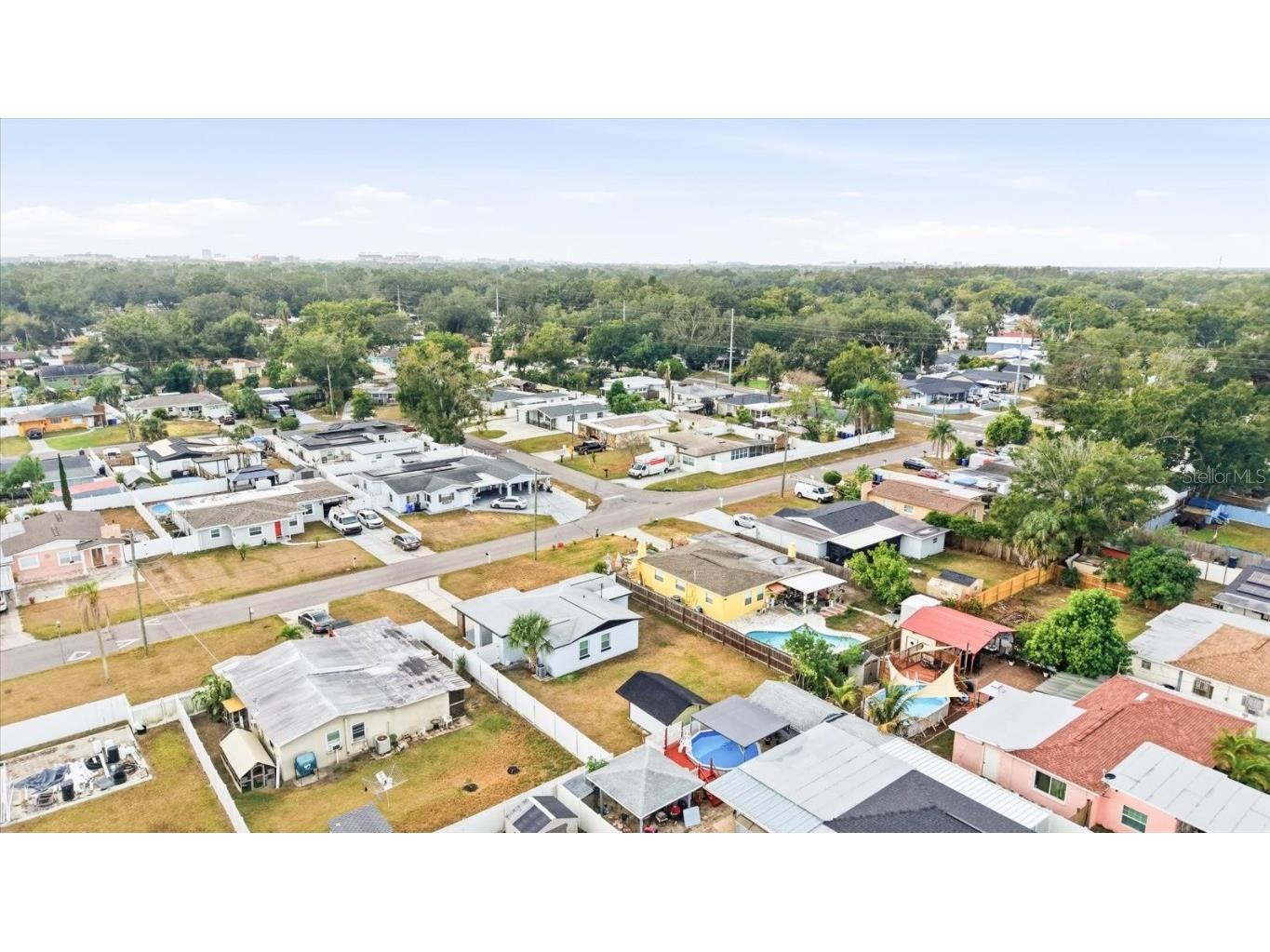 2521 W Minnehaha Street Tampa FL 33614 TB8454006 image28