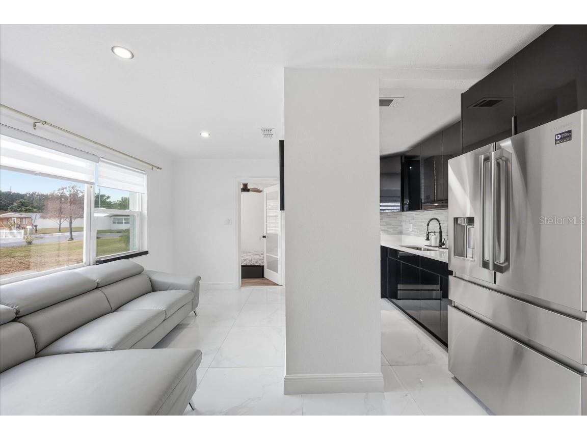 2521 W Minnehaha Street Tampa FL 33614 TB8454006 image9