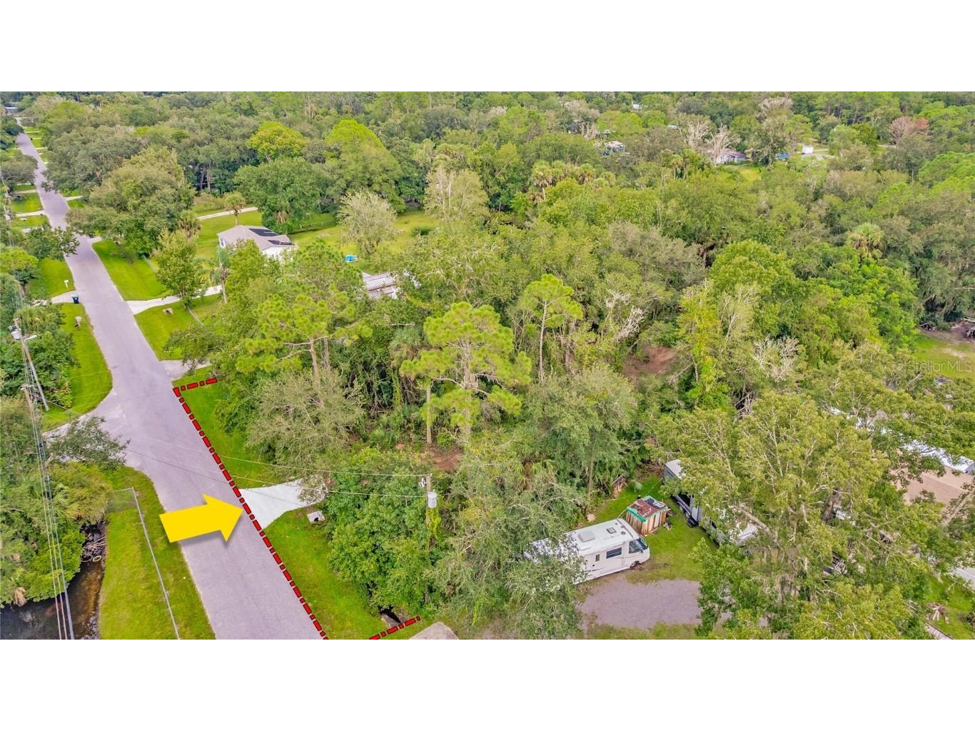 25212 Luke Street Christmas FL 32709 O6343358 image1