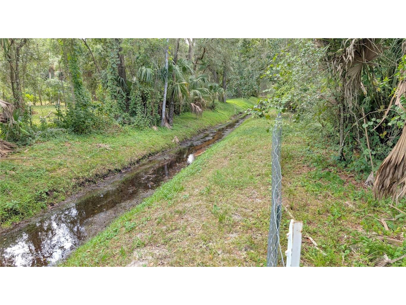 25212 Luke Street Christmas FL 32709 O6343358 image10