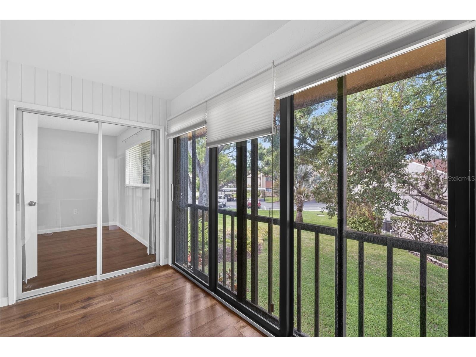 2522 Clubhouse Drive #204 Sarasota FL 34232 A4686377 image28
