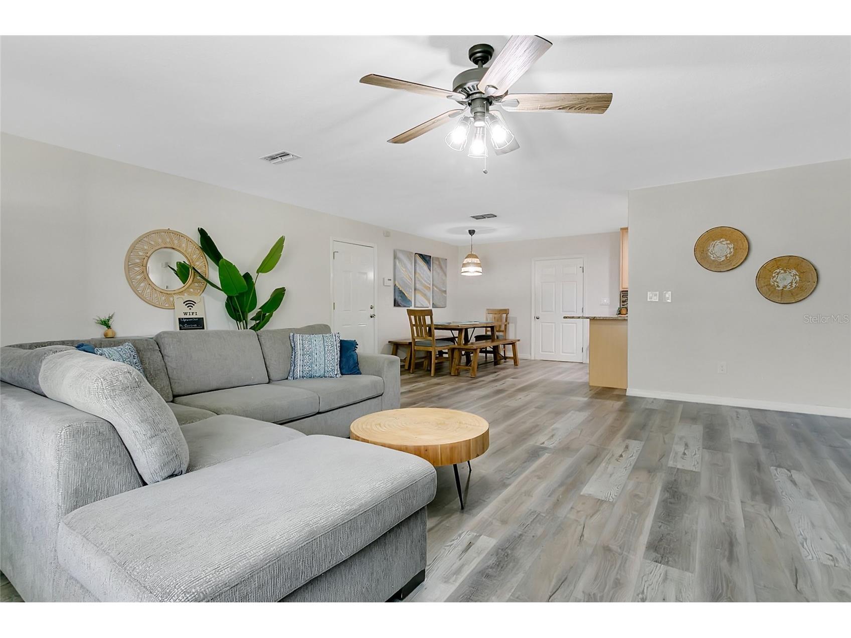 2522 Evergreen Drive Edgewater FL 32141 O6406285 image4