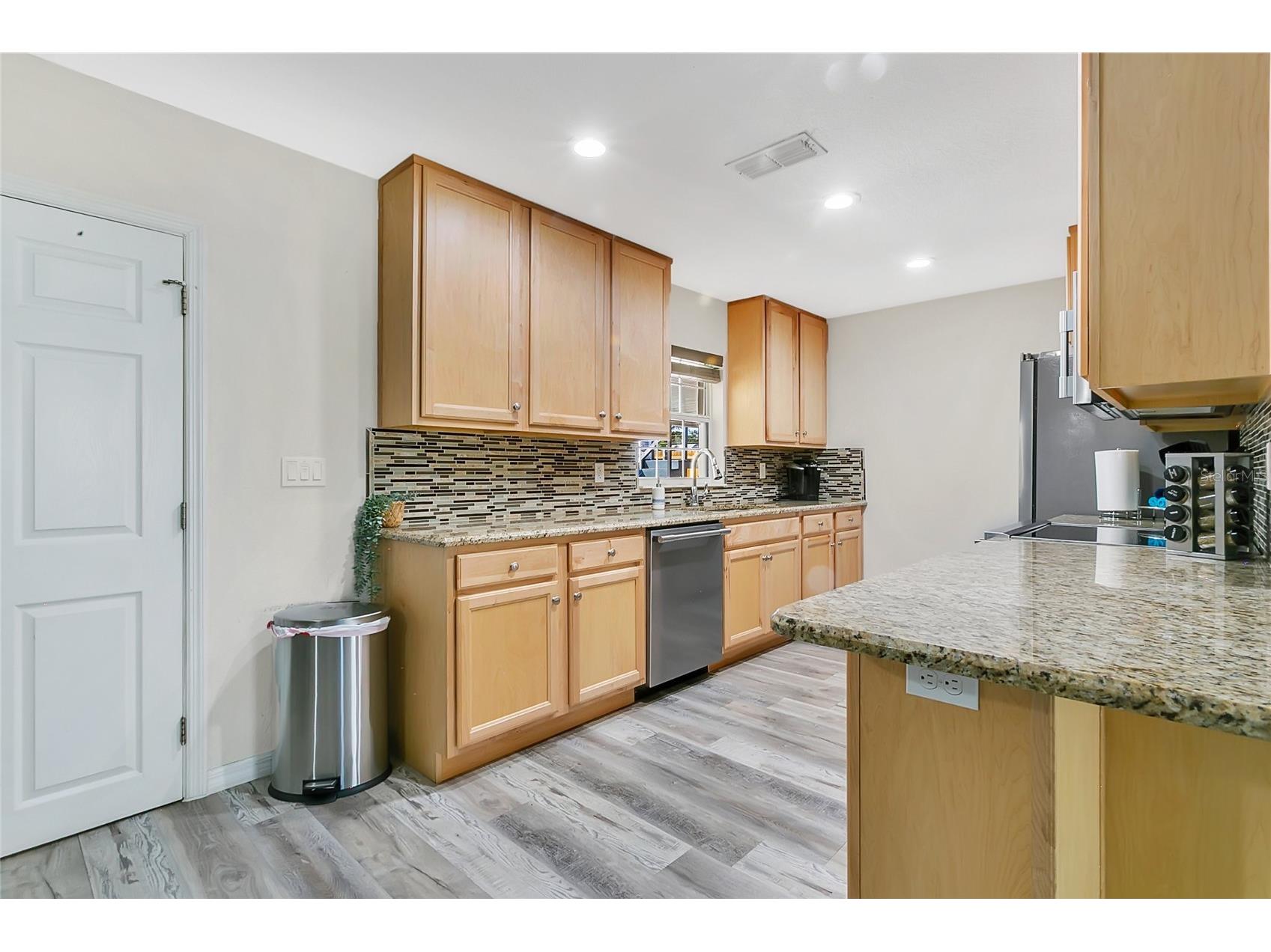 2522 Evergreen Drive Edgewater FL 32141 O6406285 image6