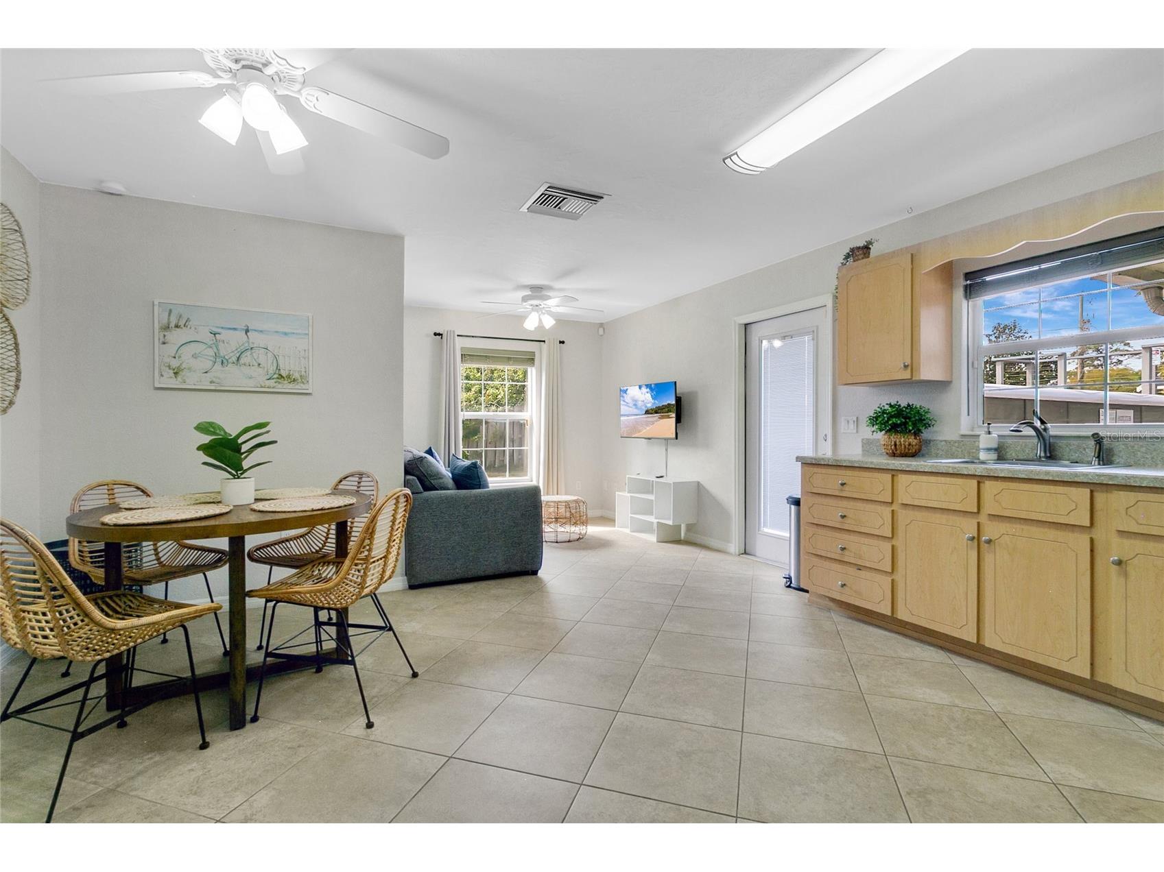 2522 Evergreen Drive Edgewater FL 32141 O6406285 image8