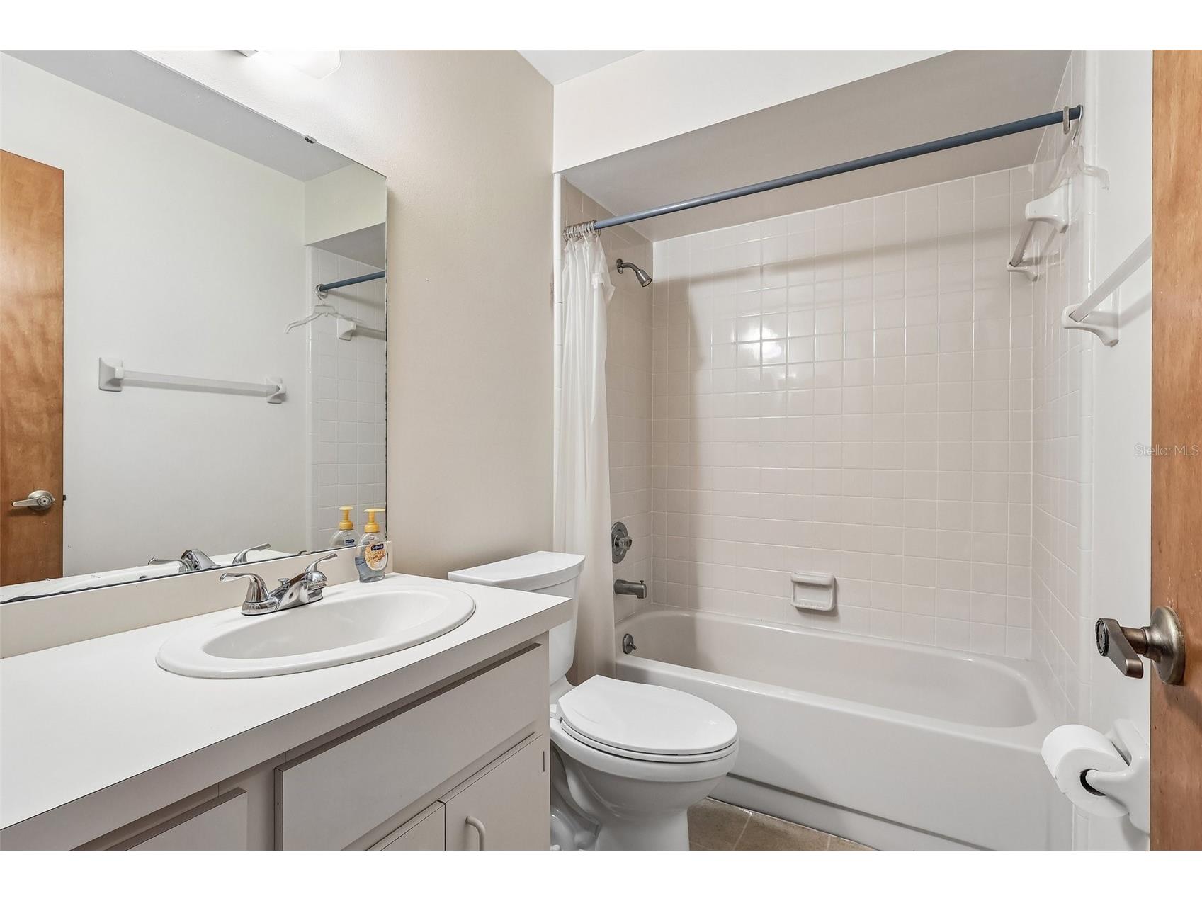 2522 Leston Court Orlando FL 32817 O6416038 image10