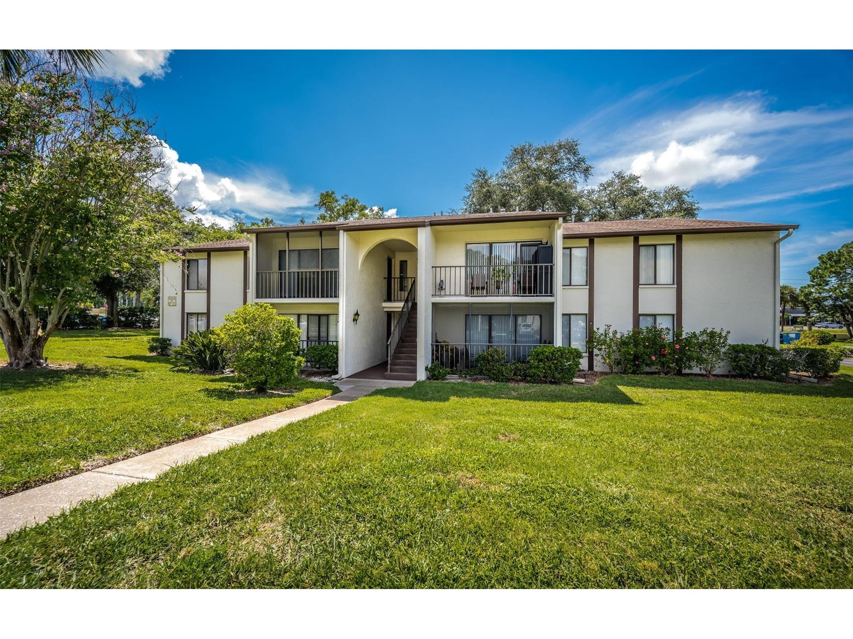 2522 Pine Ridge Way S #A2 Palm Harbor FL 34684 W7882205 image1