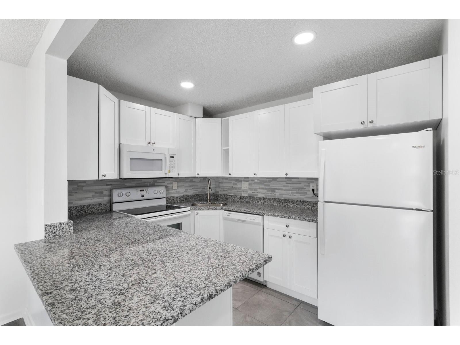 2522 Pine Ridge Way S #D2 Palm Harbor FL 34684 TB8473477 image9